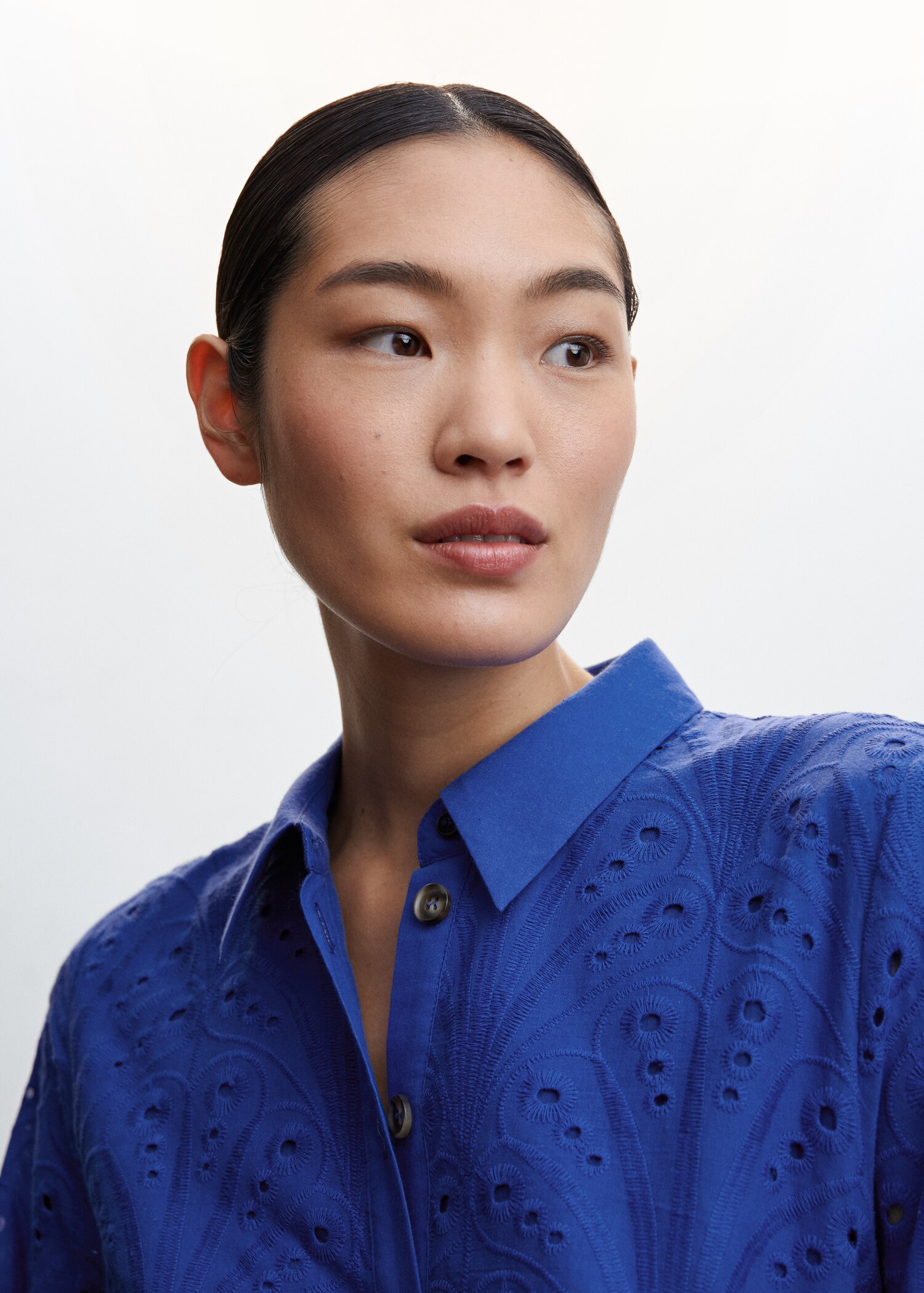 Robe chemise détails ajourés - Détail de l'article 1