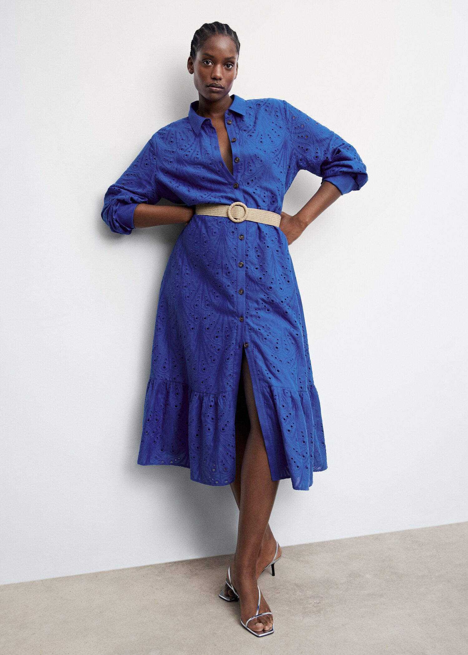 Robe chemise détails ajourés - Détail de l'article 4