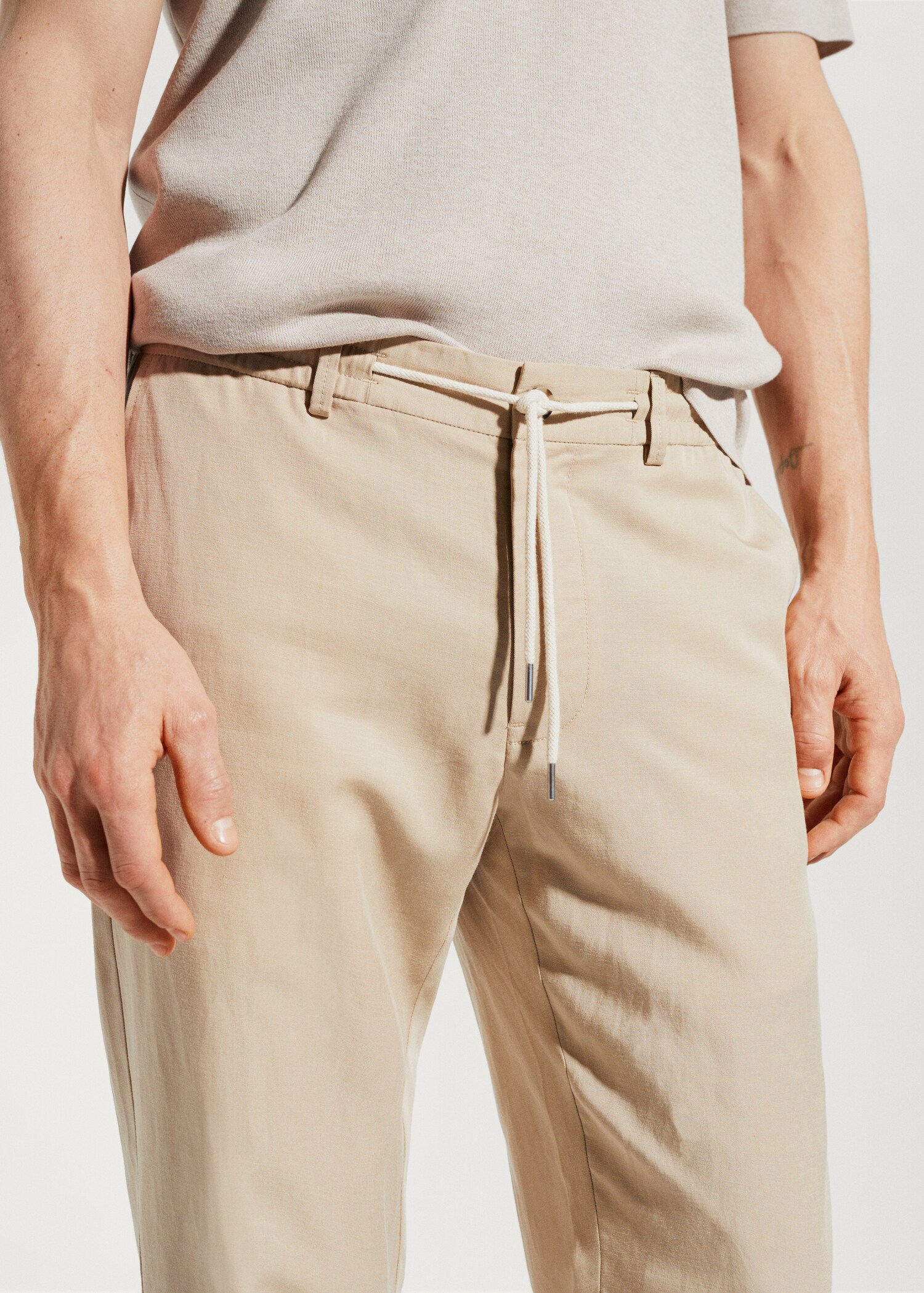 Linen drawstring trousers - lyocell - Details of the article 1
