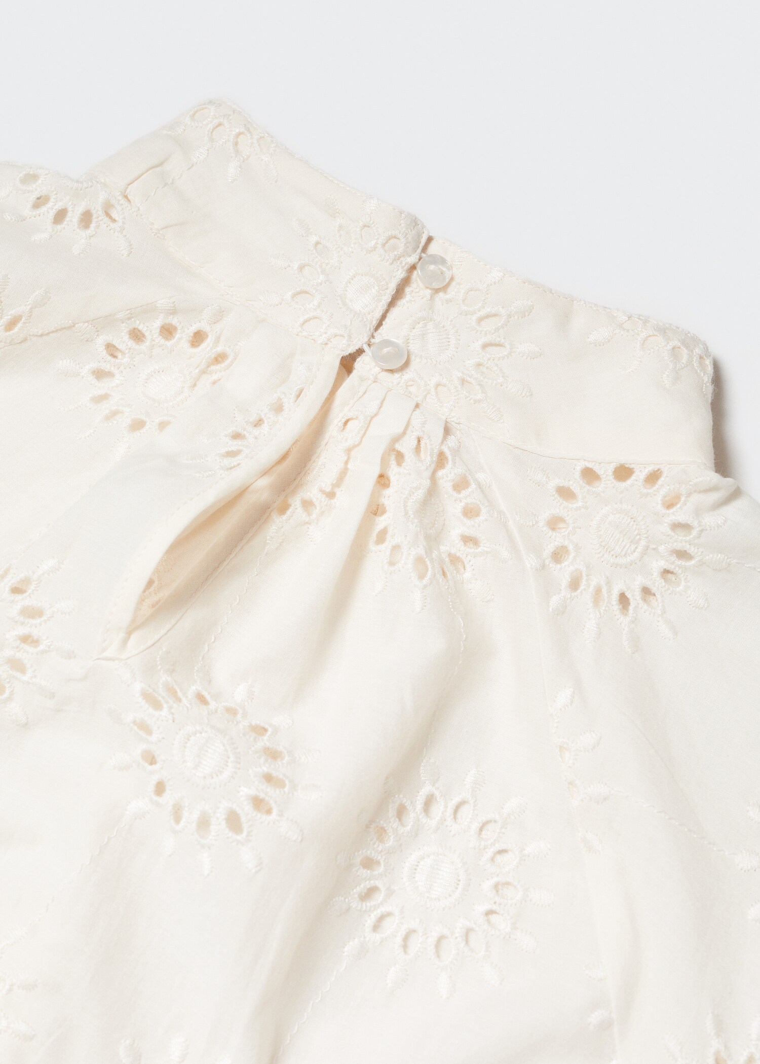 Blouse ajourée brodée - Détail de l'article 8