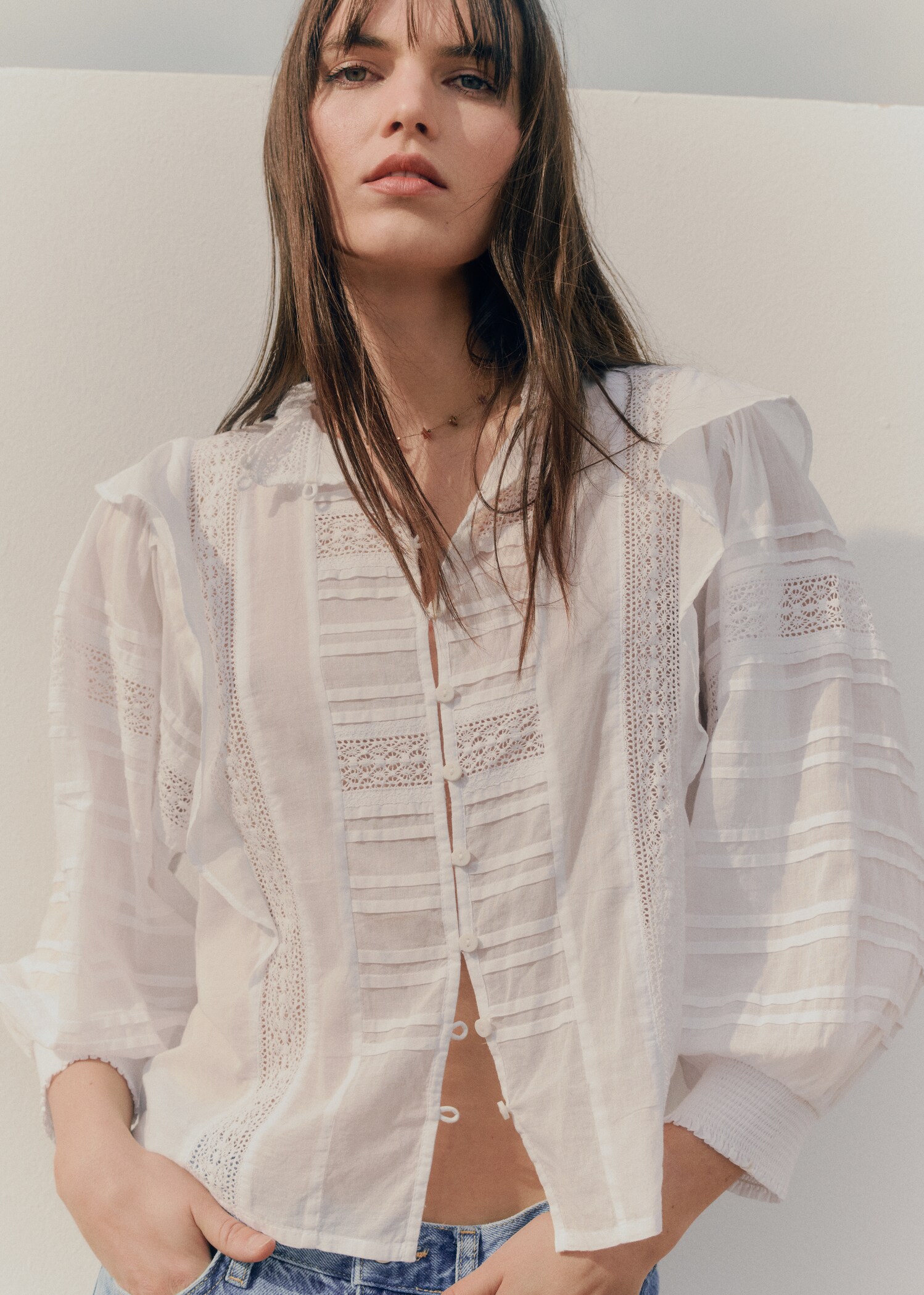 Blouse coton empiècements dentelle - Détail de l'article 6