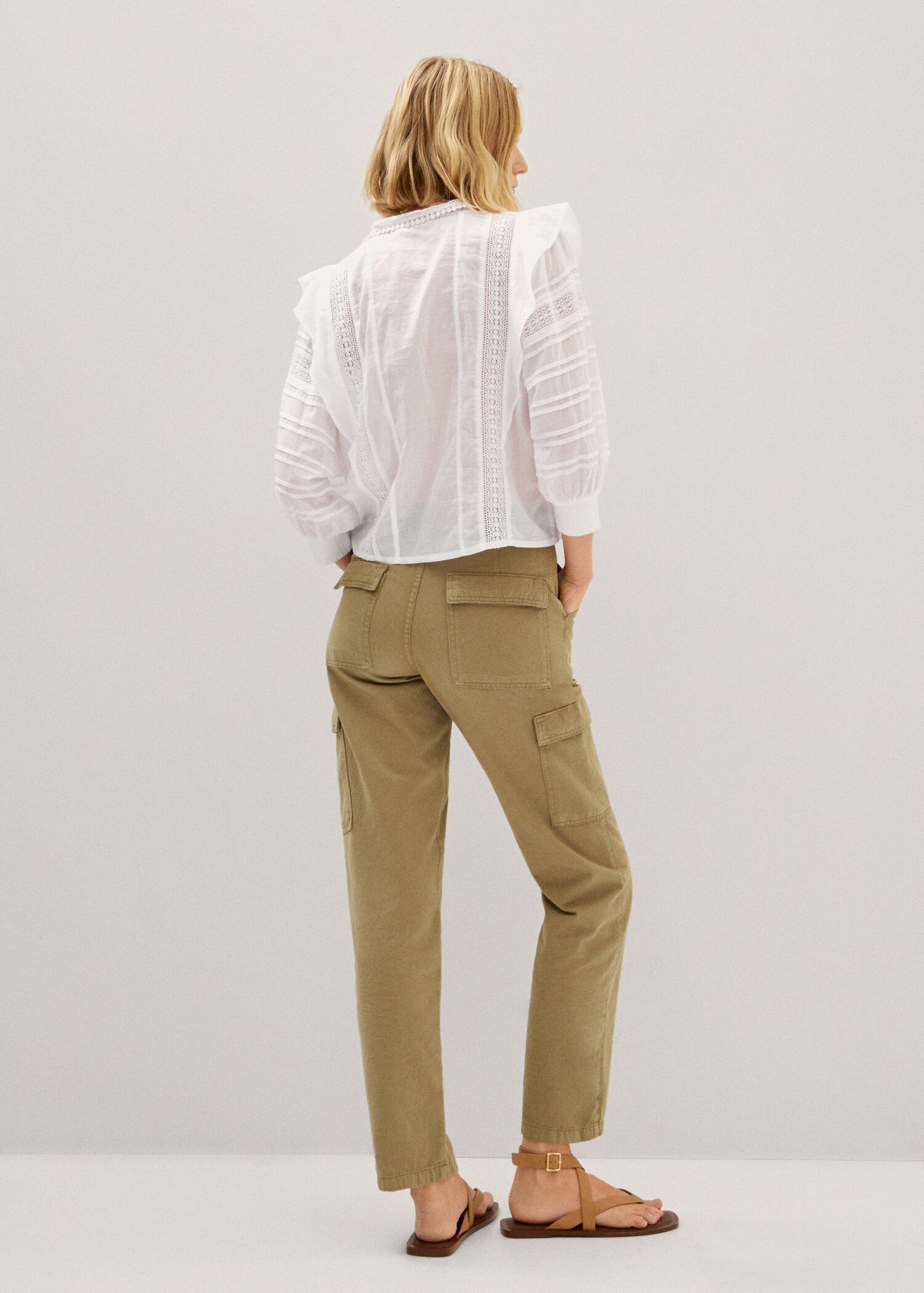 Blouse coton empiècements dentelle - Verso de l’article