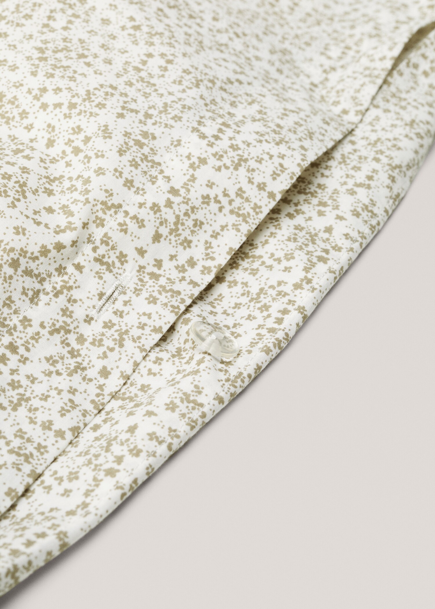 Micro-flower embroidered duvet cover Queen bed - Details of the article 2