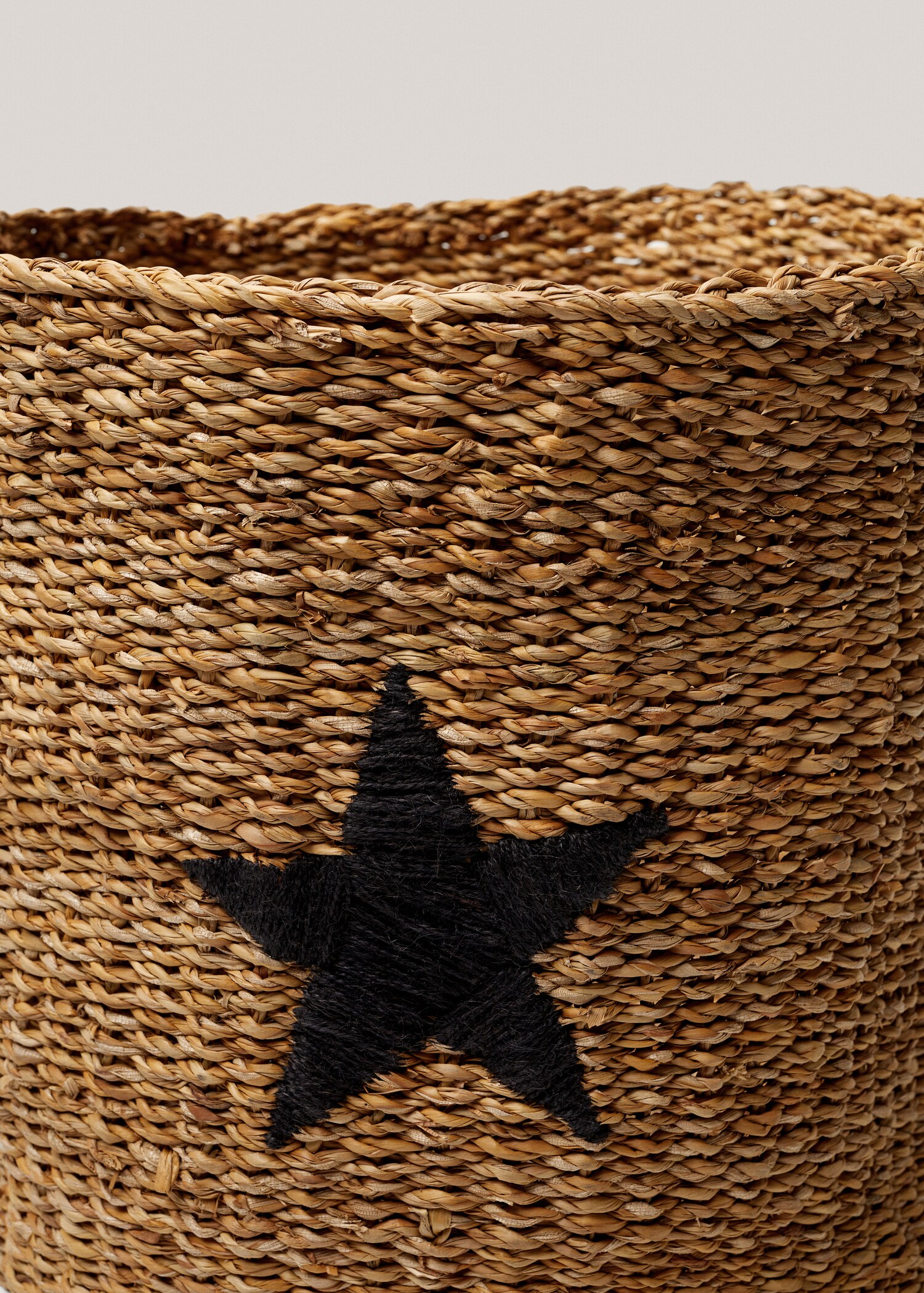 Star natural fibre basket 16cm - Medium plane