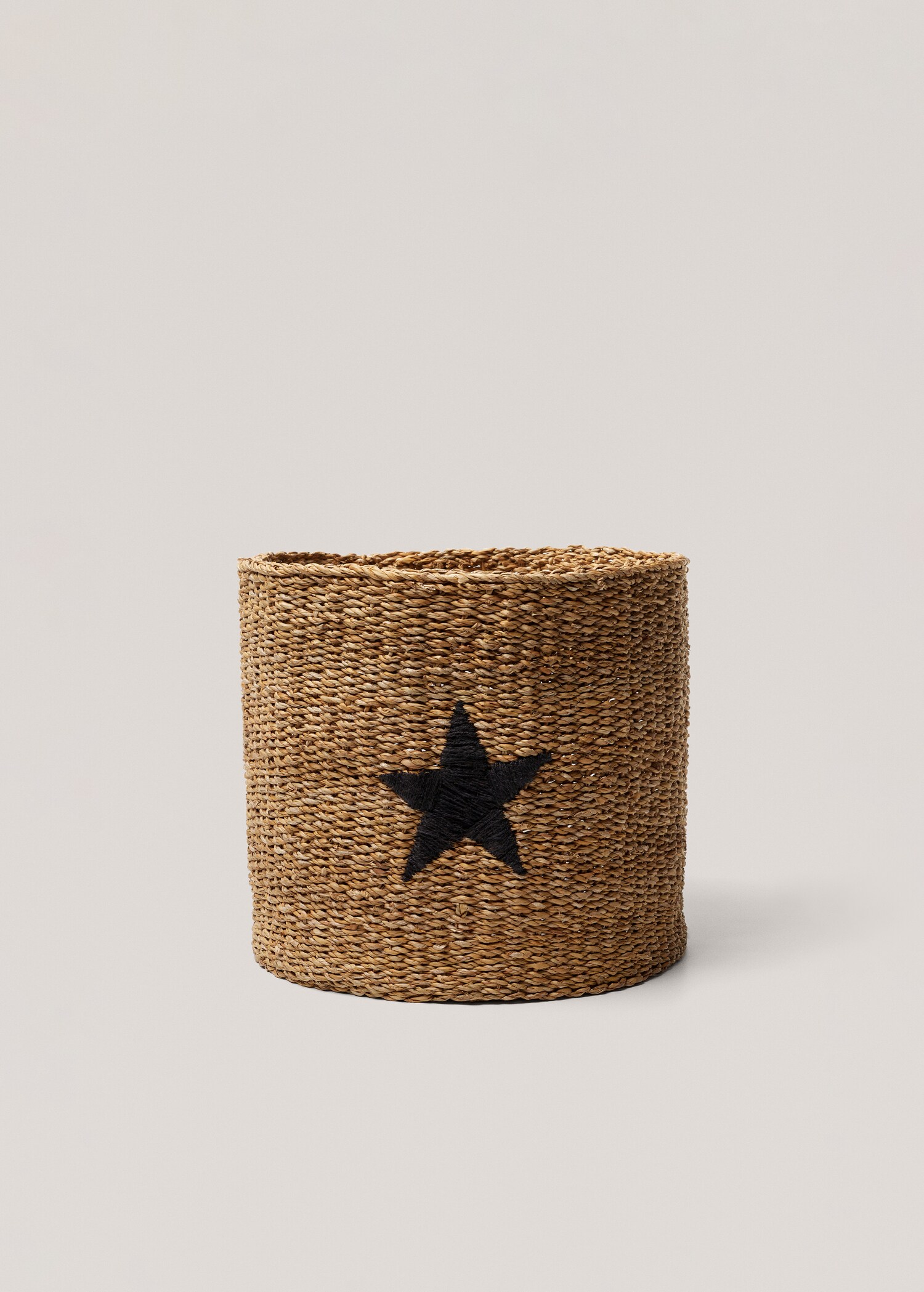 Star natural fibre basket 16cm - Article without model