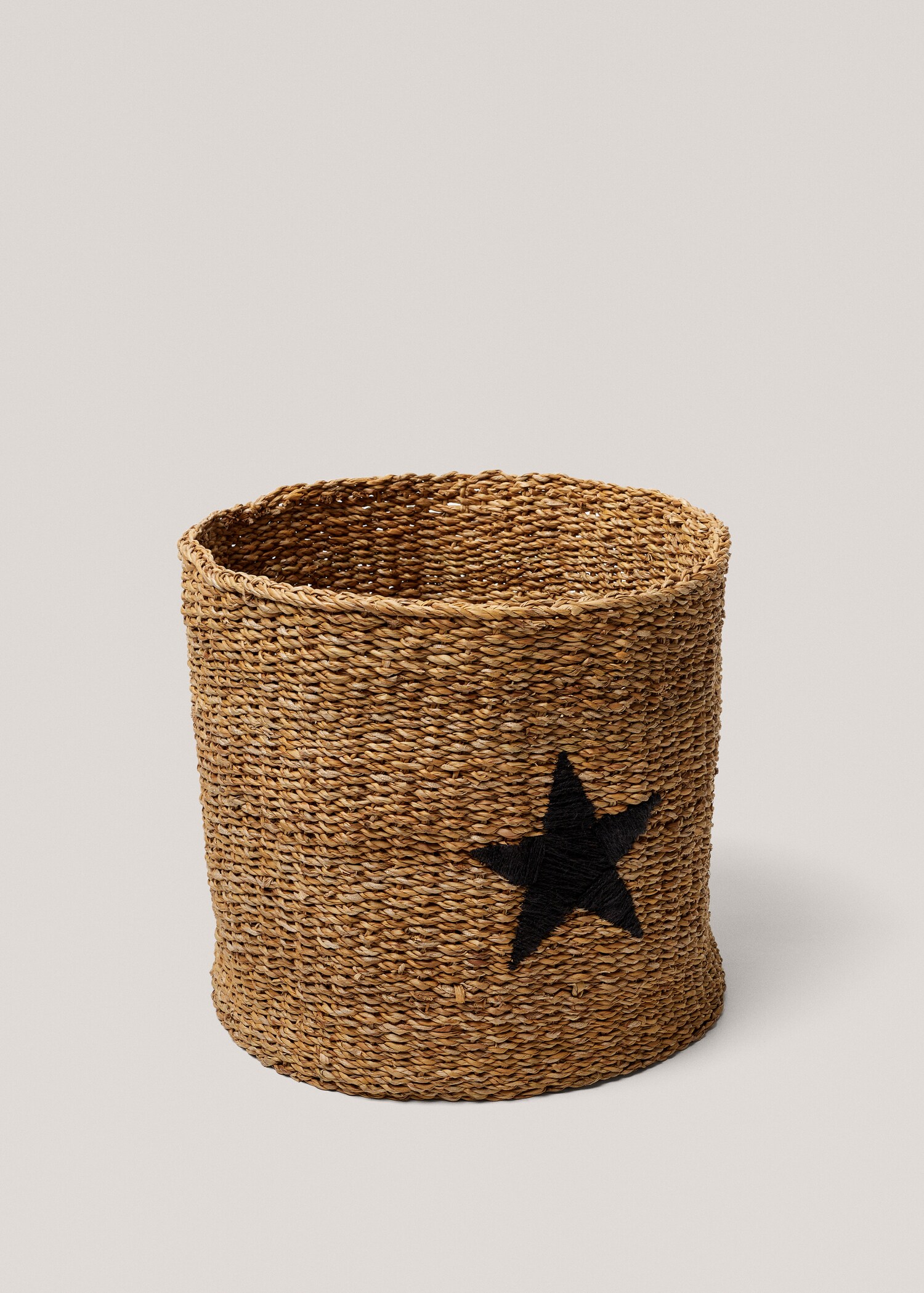 Star natural fibre basket 16cm - Details of the article 2