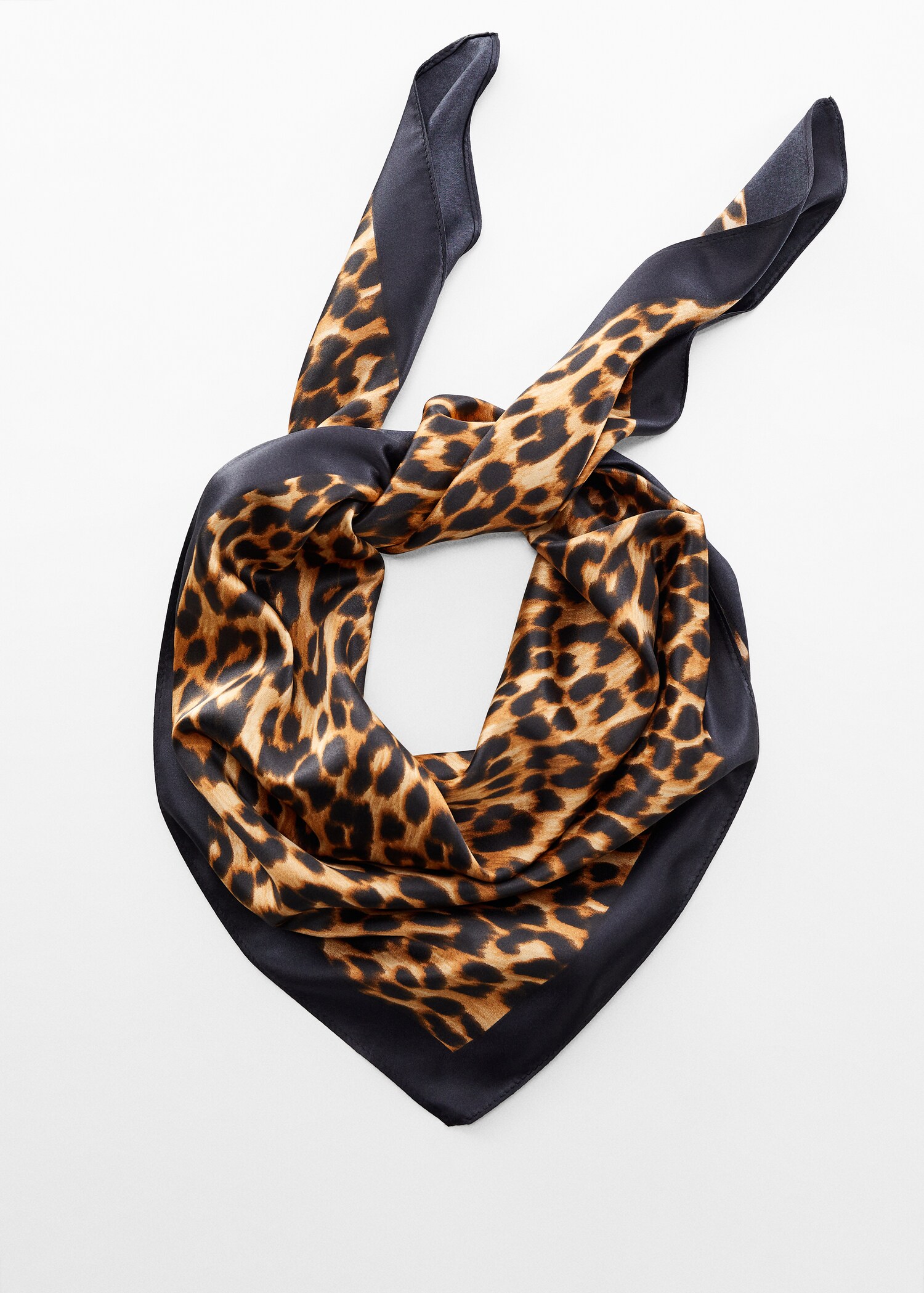 Leopard printed scarf - Details of the article 2