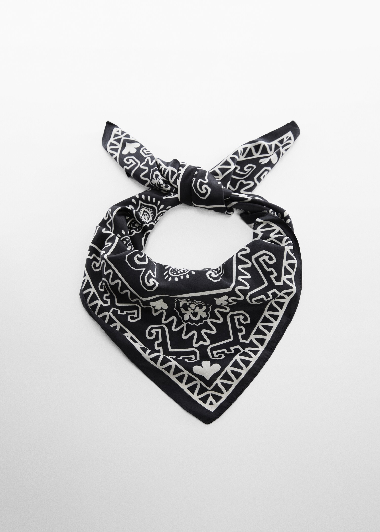 Geometric printed foulard - Details of the article 1