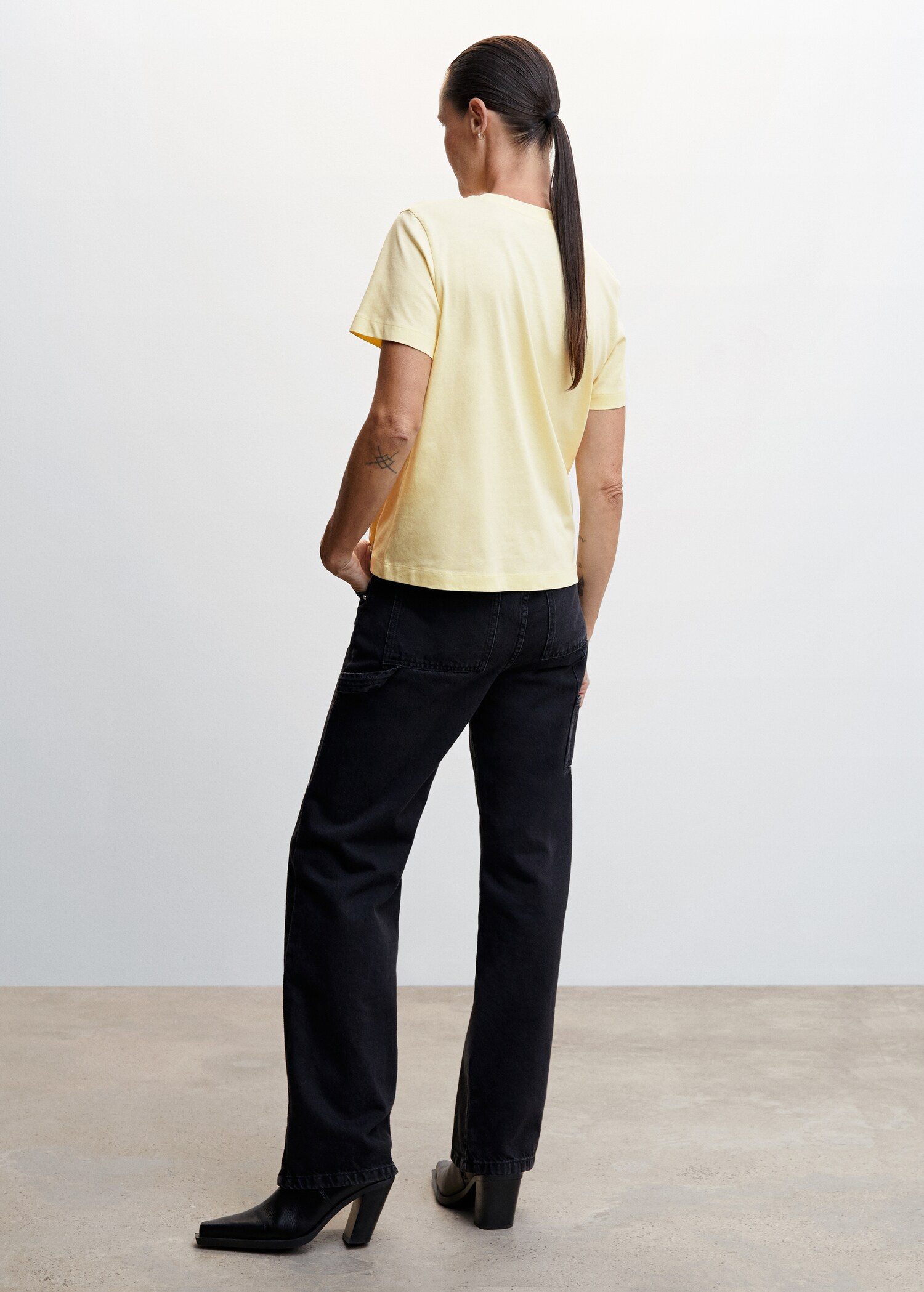 Camiseta algodón cuello redondo - Reverso del artículo