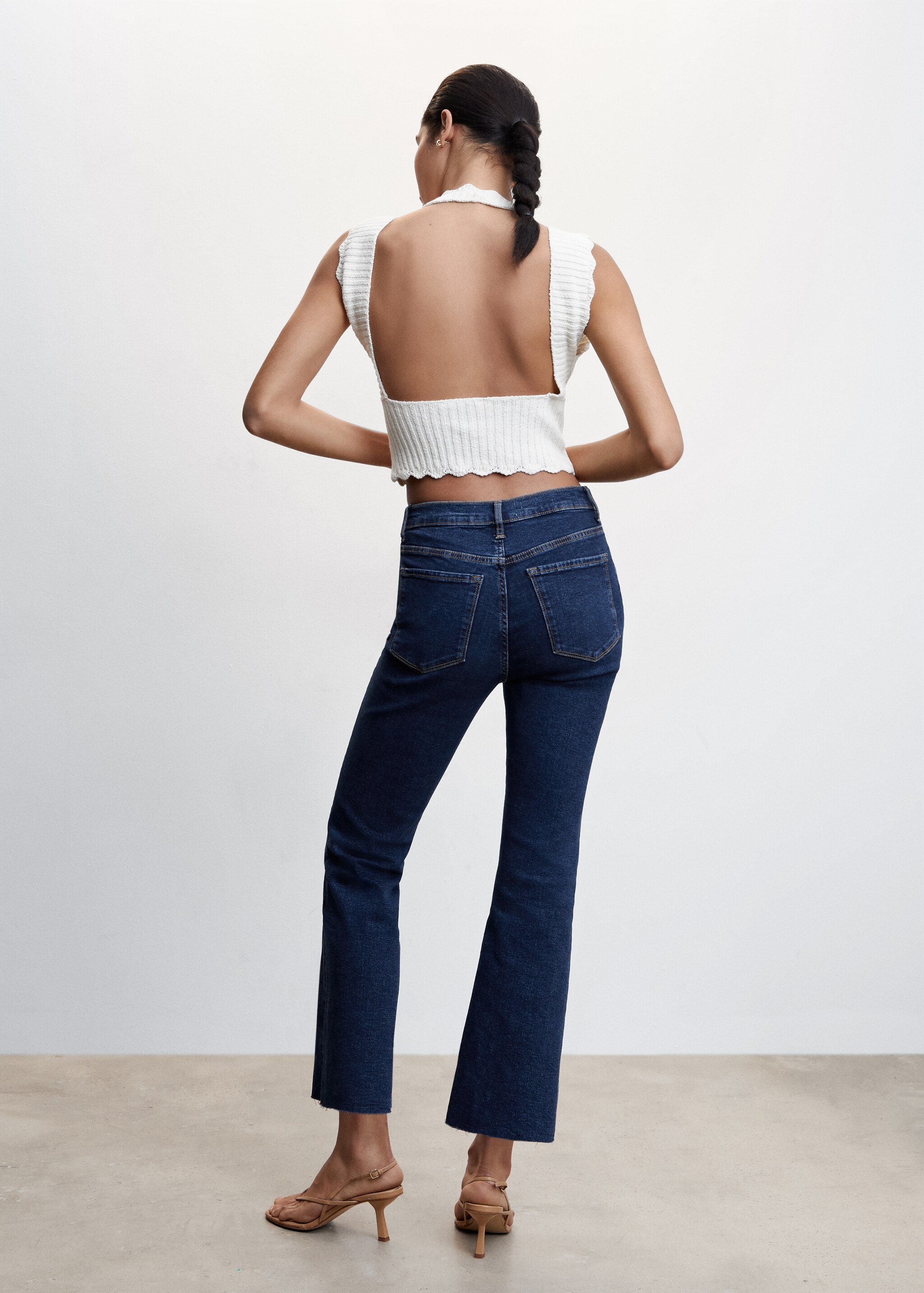 Spodnie dżinsowe flare crop - Tylna strona artykułu