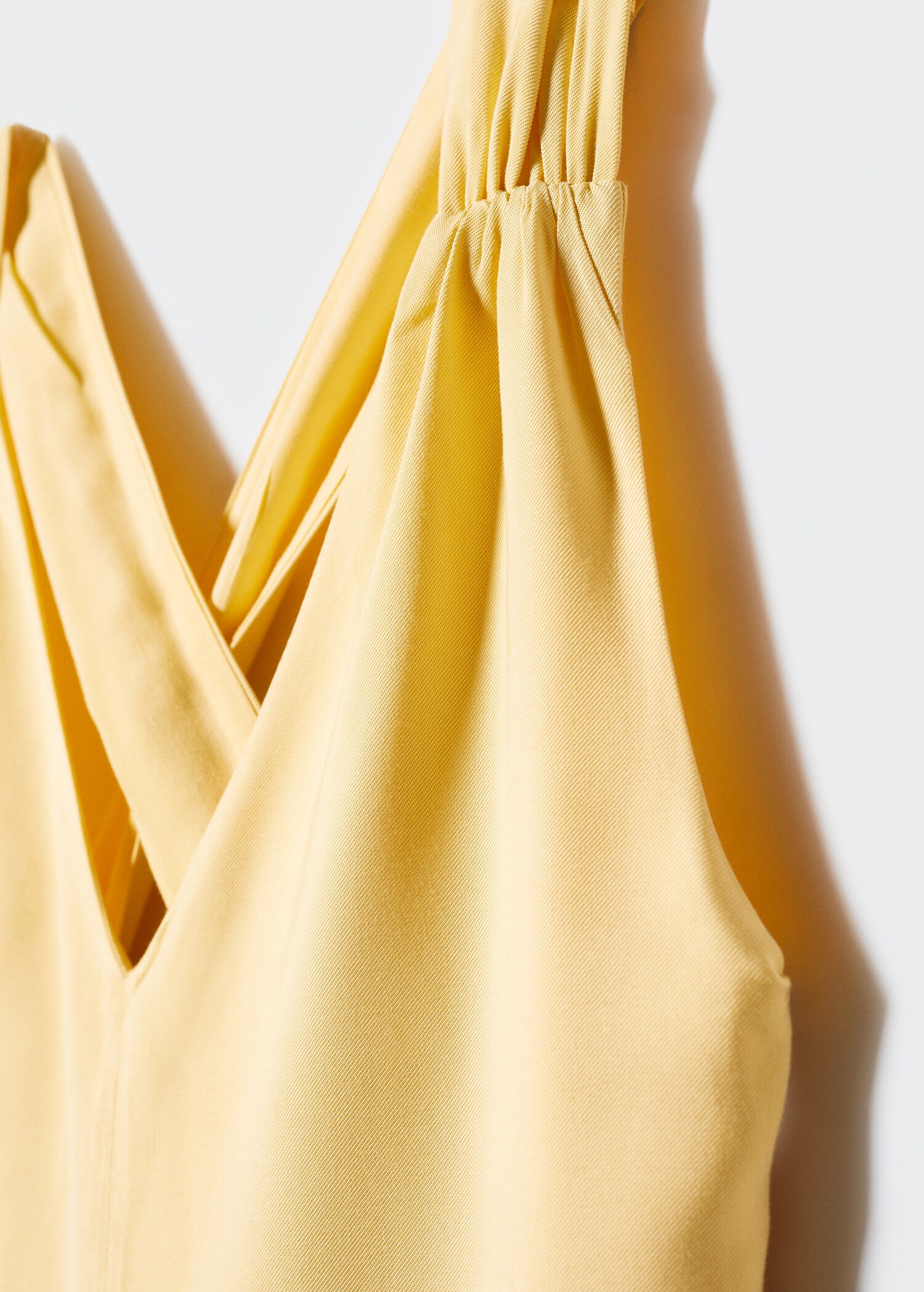 Jumpsuit met gekruiste rug - Detail van het artikel 8