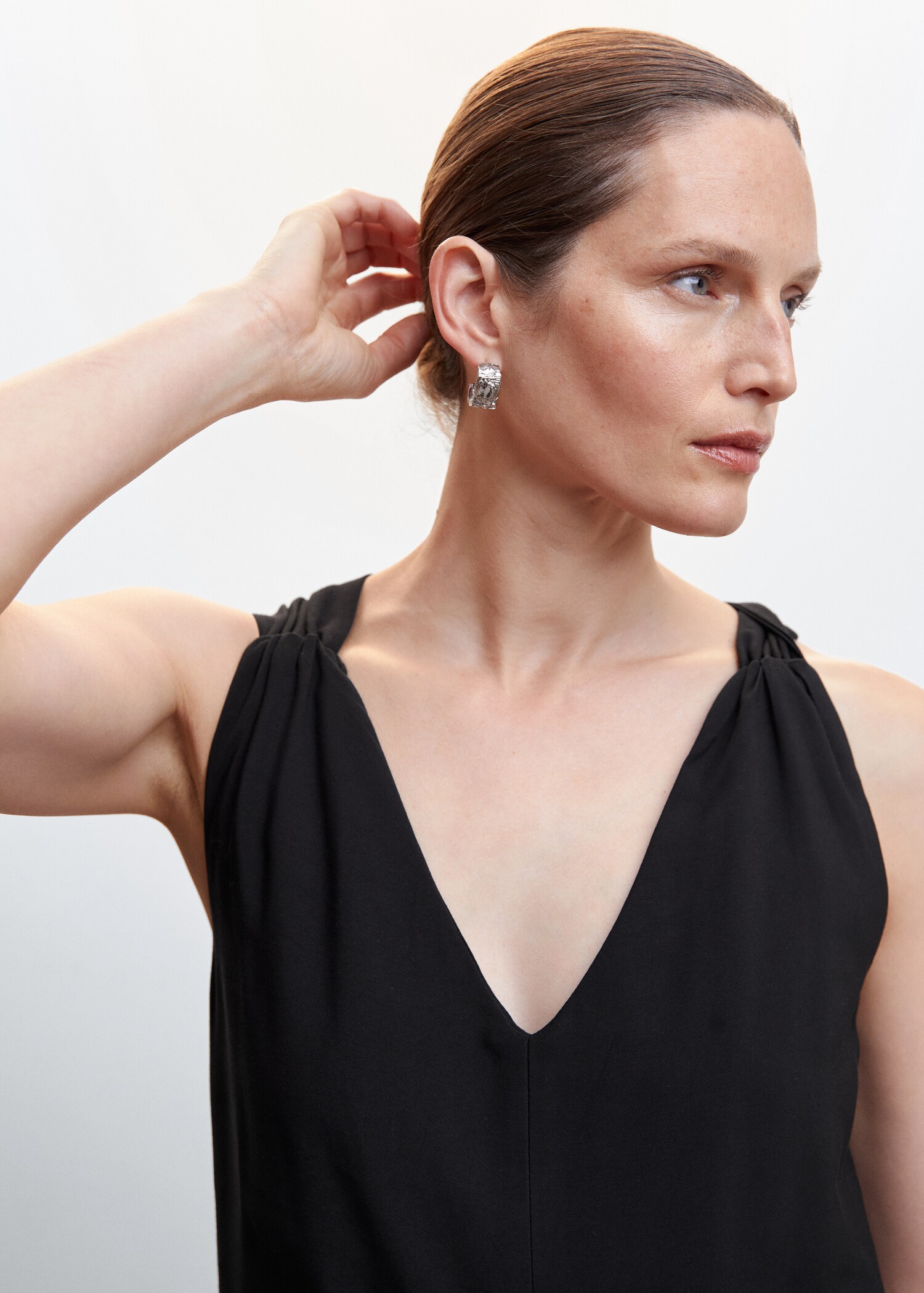 Jumpsuit met gekruiste rug - Detail van het artikel 6
