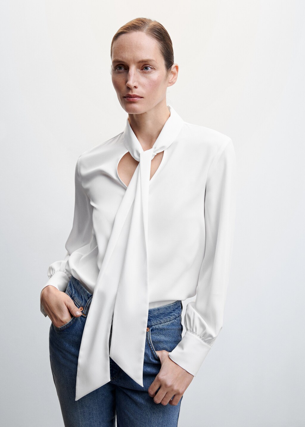 Blusa fluida mango sale