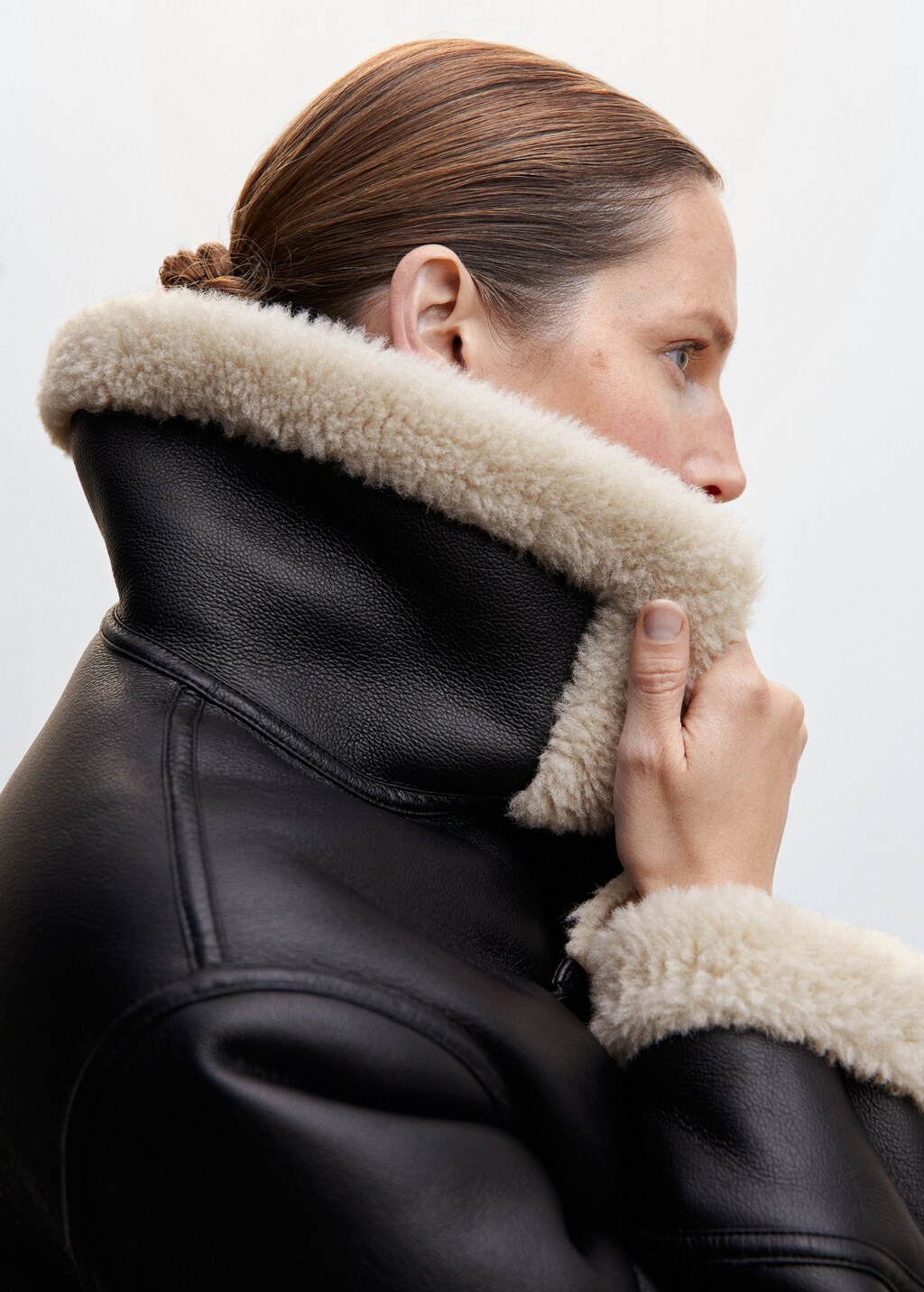 Faux shearling-lined jacket - Women | MANGO Iraq Faux shearling-lined jacket - Women | MANGO Iraq