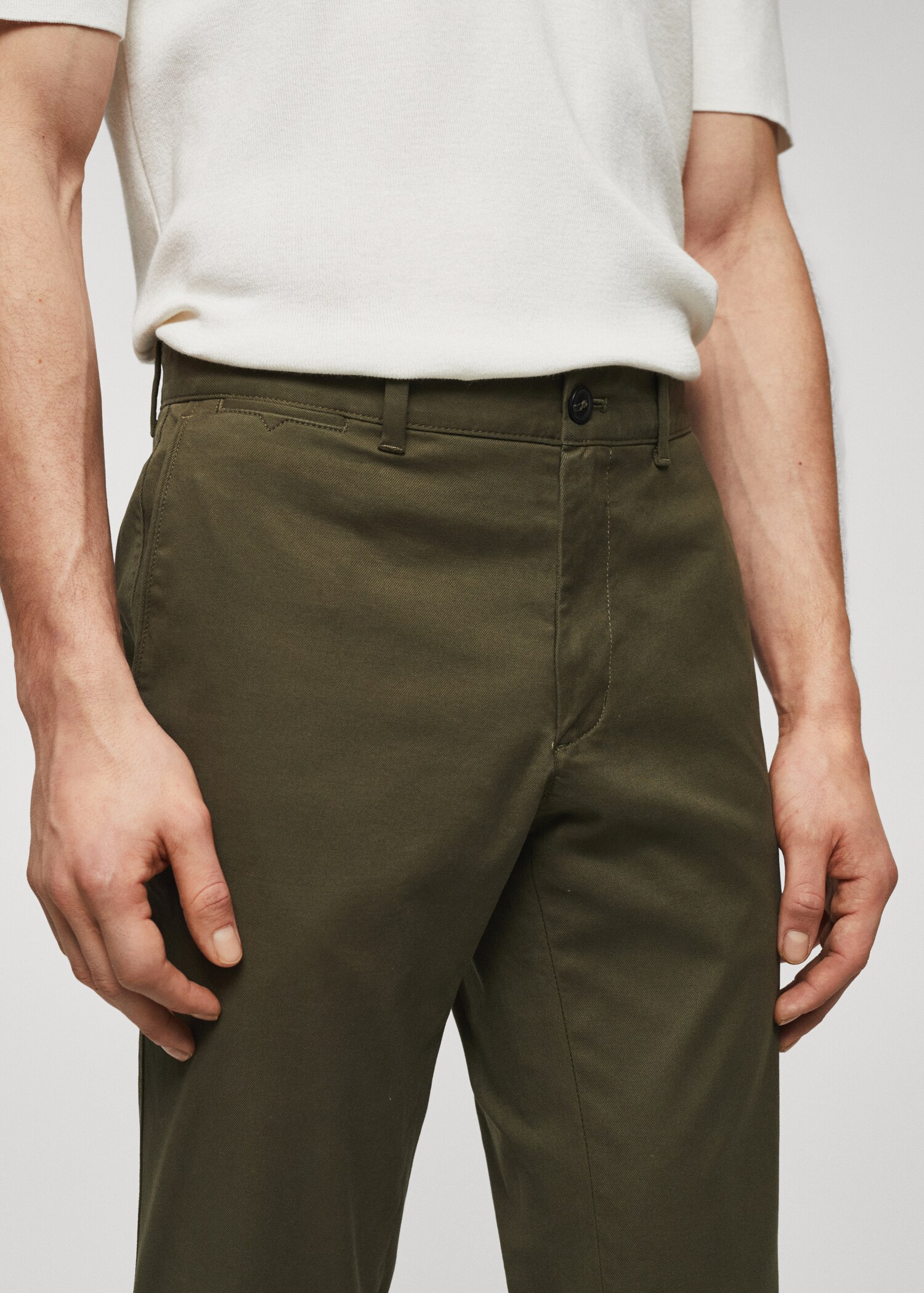 Slim Fit Twill-Chinohose - Detail des Artikels 1