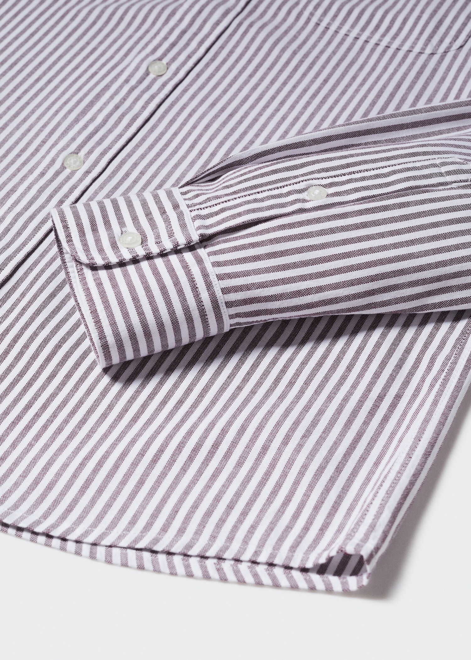 Camisa regular fit de algodão às riscas - Pormenor do artigo 8
