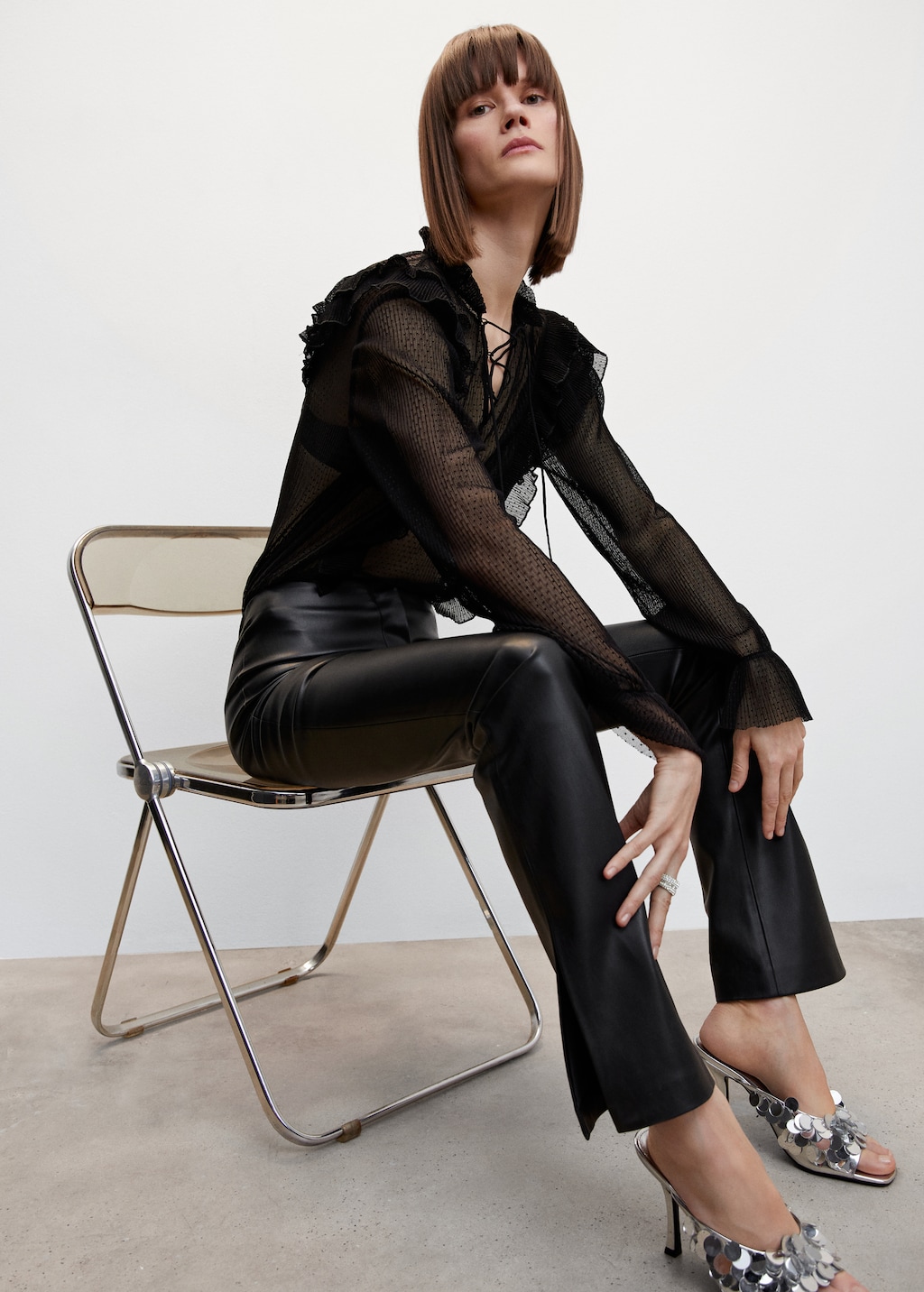 Faux leather trousers Women MANGO Niger
