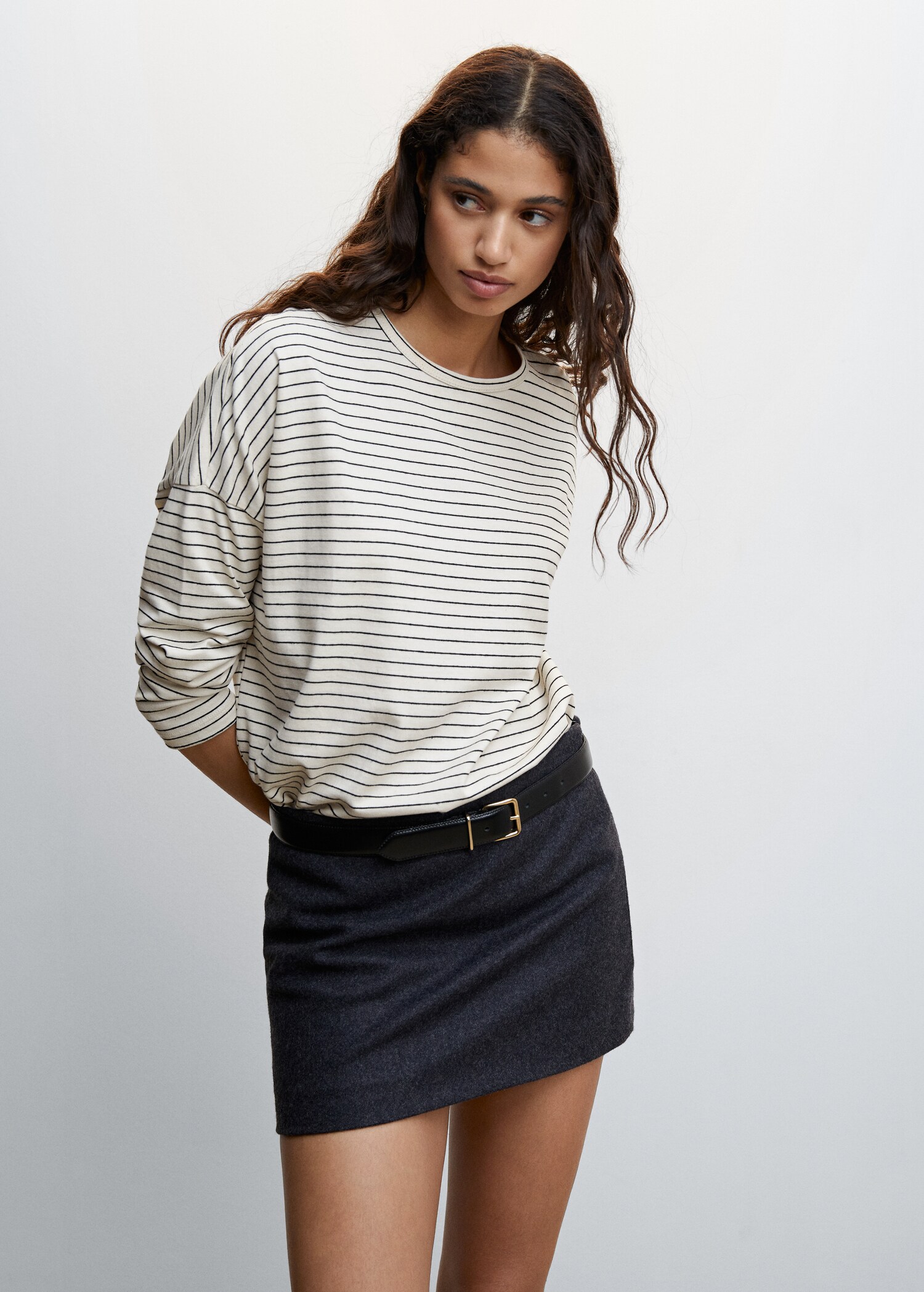 T-shirt manches longues oversize - Plan moyen