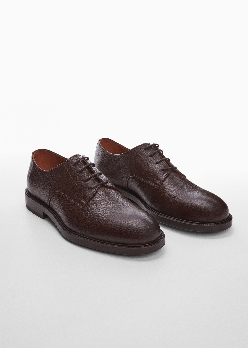 Leather blucher shoes