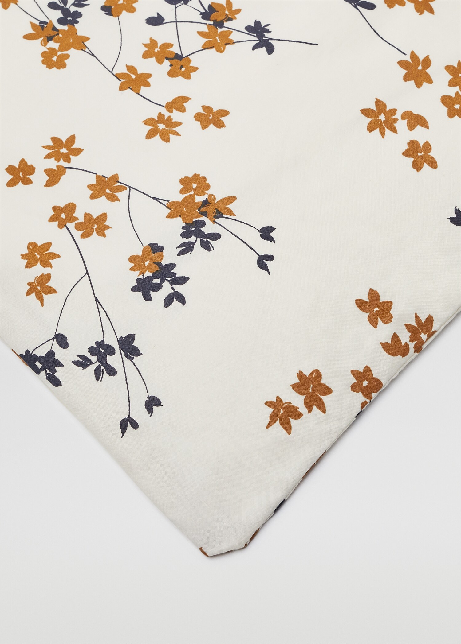 Floral embroidered duvet cover Single bed - Details of the article 3