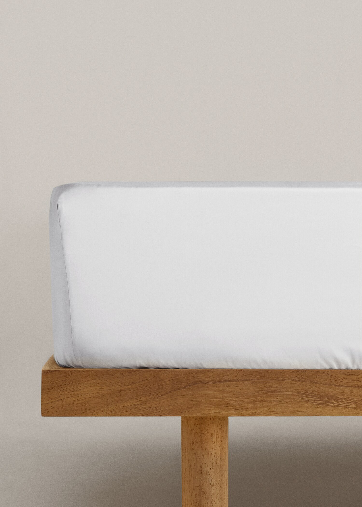 Satin fitted sheet superking bed - Article without model