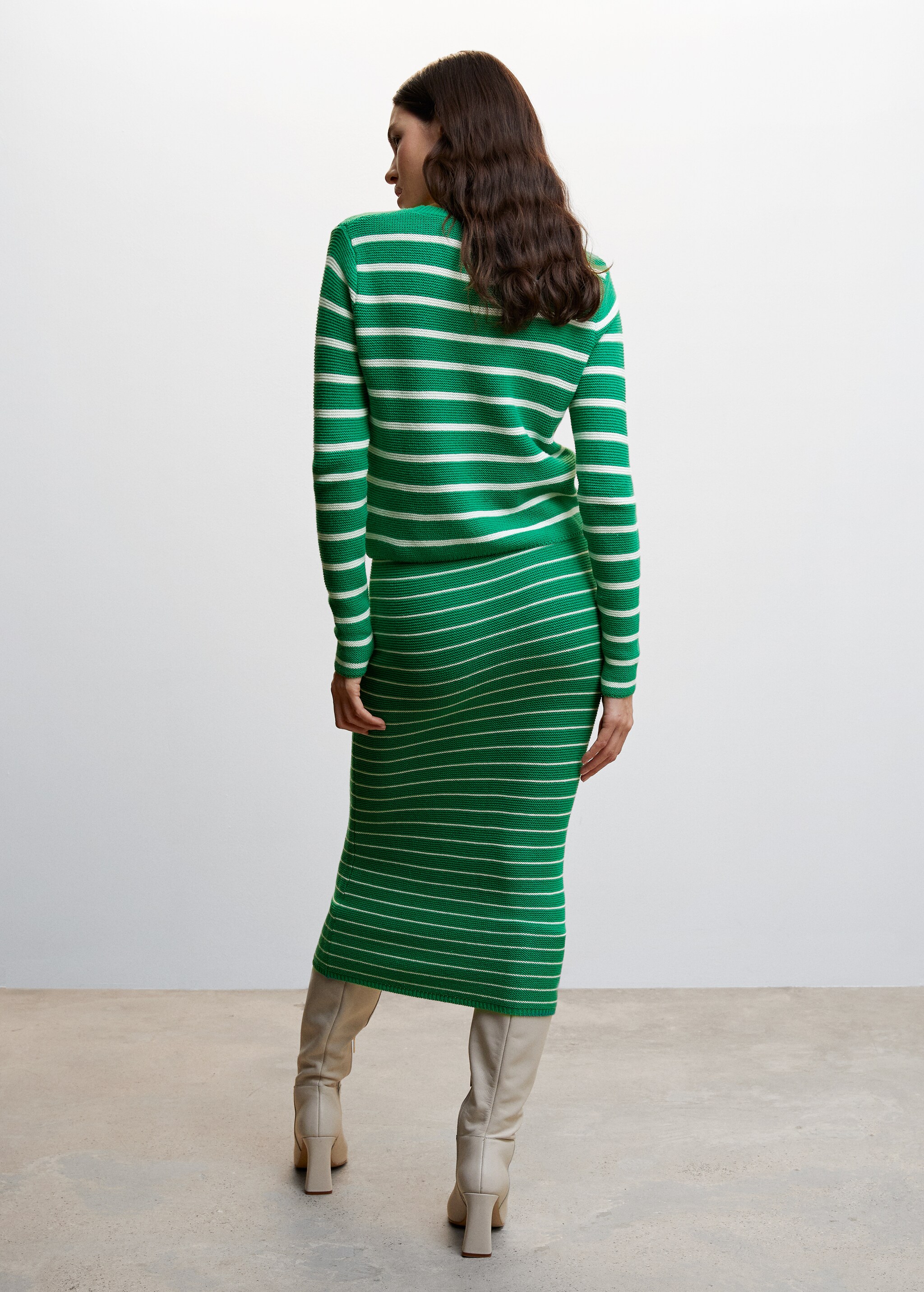 Striped knitted skirt - Reverse of the article