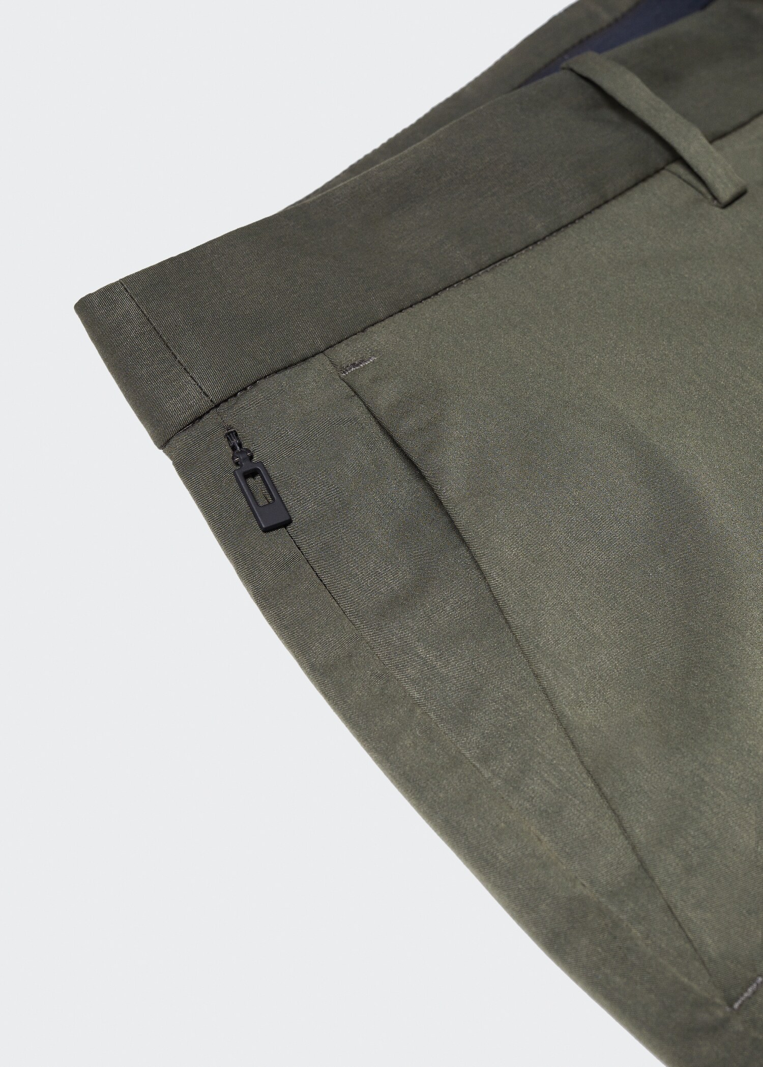 Pantalon cargo tissu technique infroissable - Détail de l'article 8
