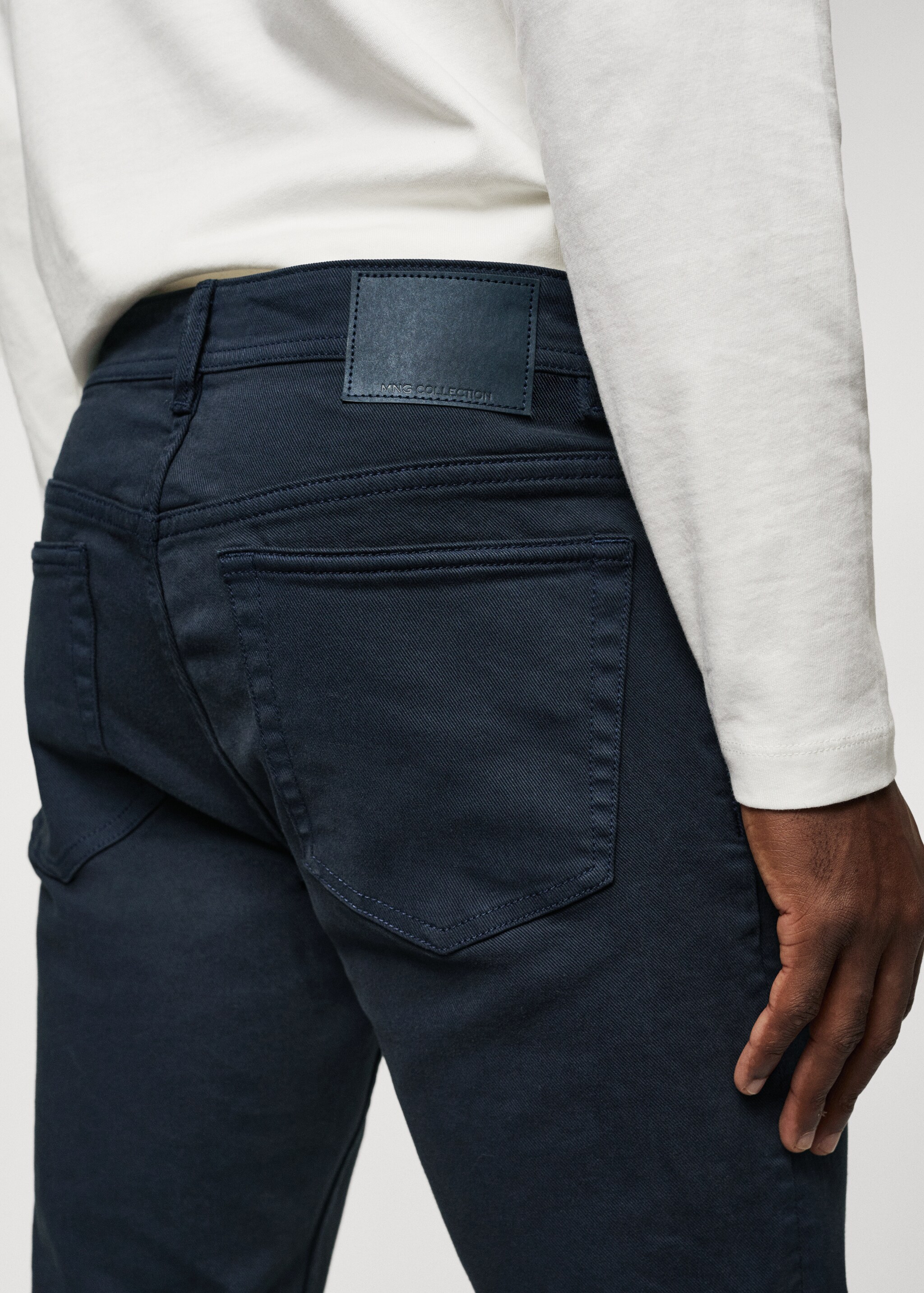Jeans slim fit de cor - Pormenor do artigo 4