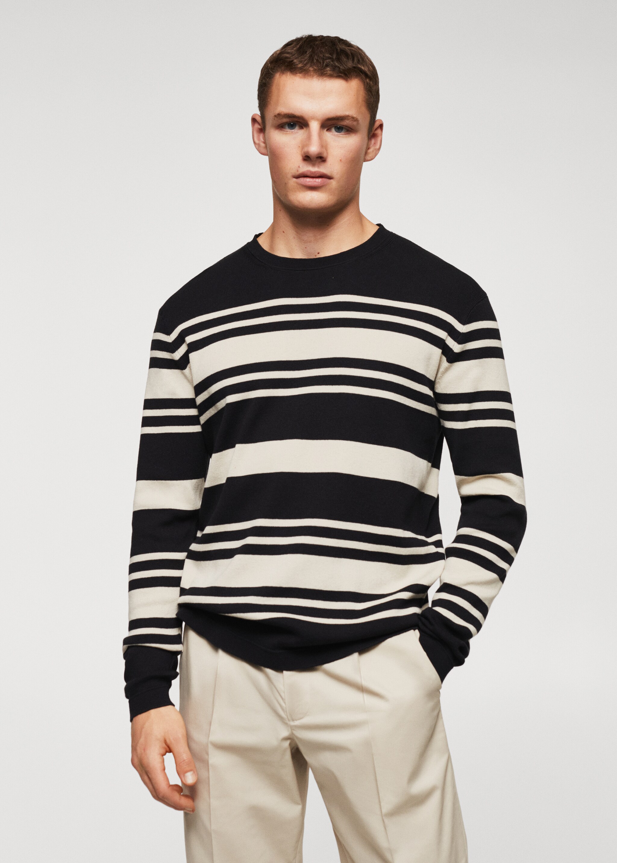 Striped cotton sweater - Plan mediu