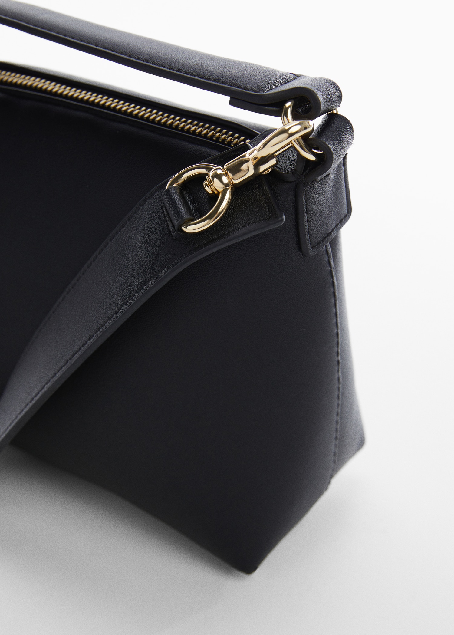 Crossbody bag with double handle - Details of the article 2