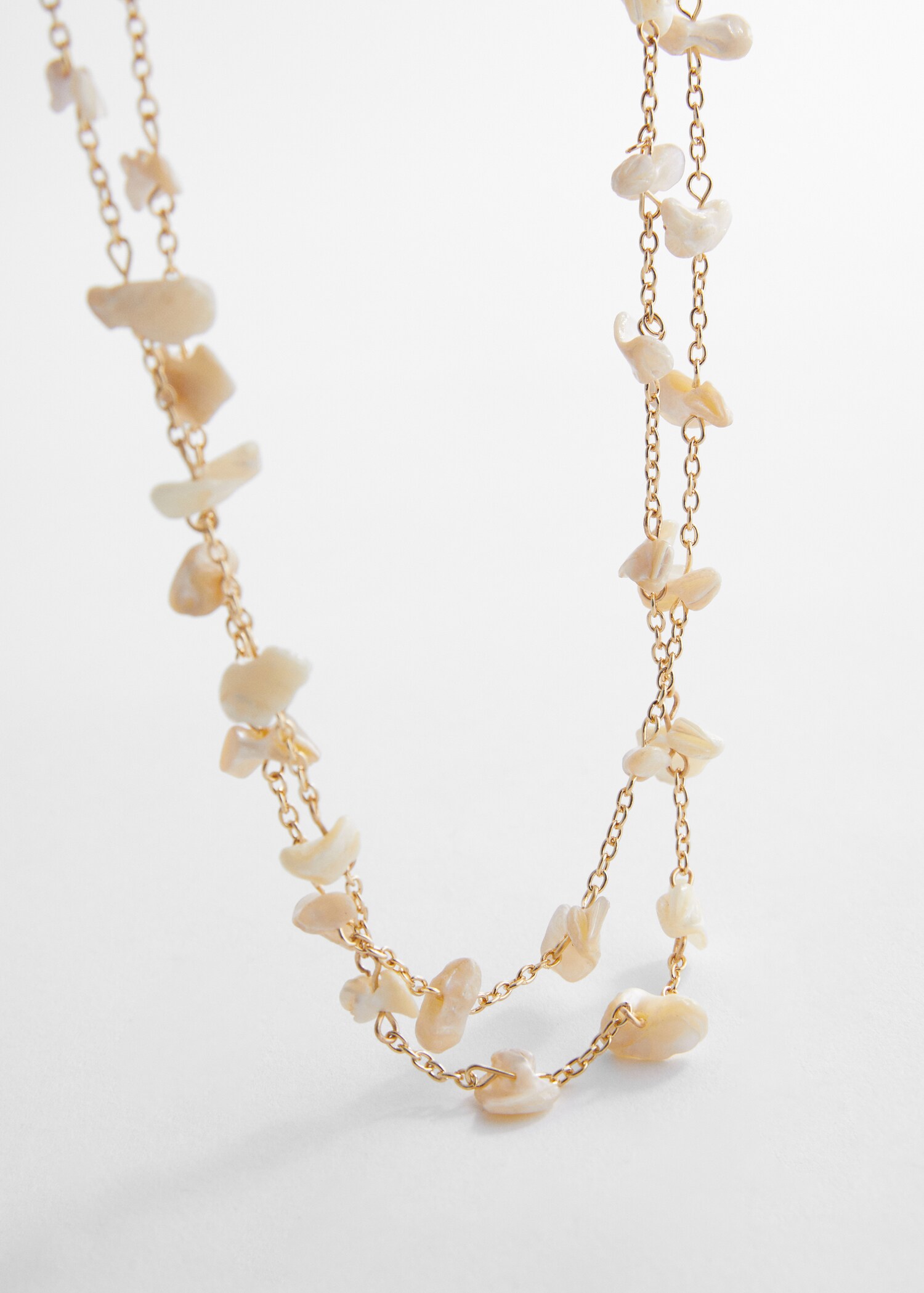 Collier perles nacre - Plan moyen