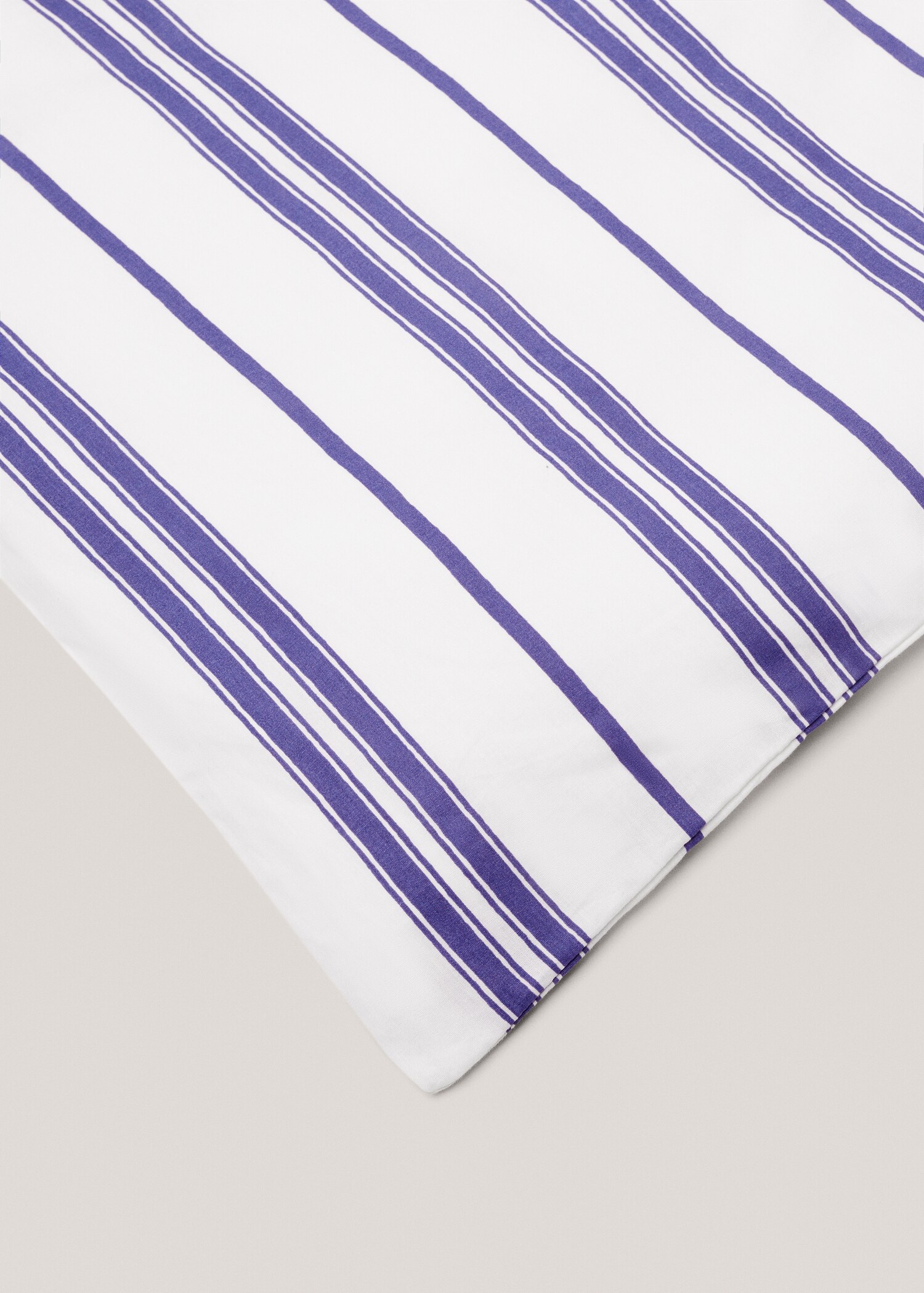 Duvet cover with striped design 150cm - Details of the article 3