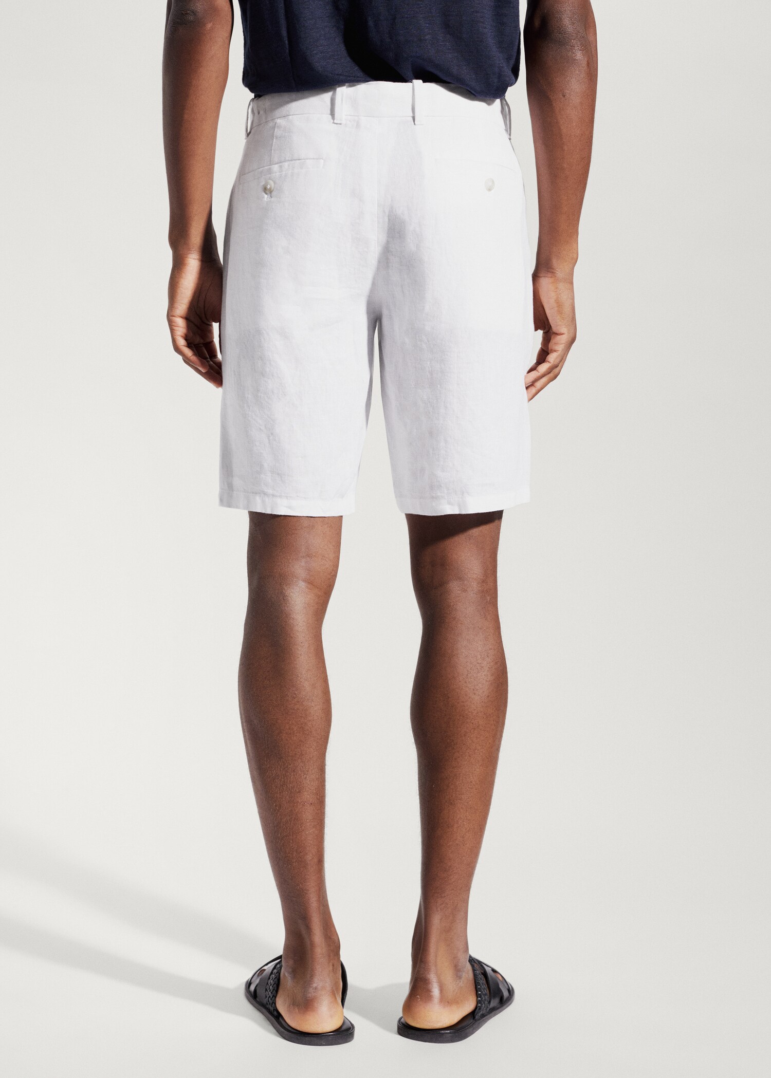 100% linen bermuda shorts - Reverse of the article