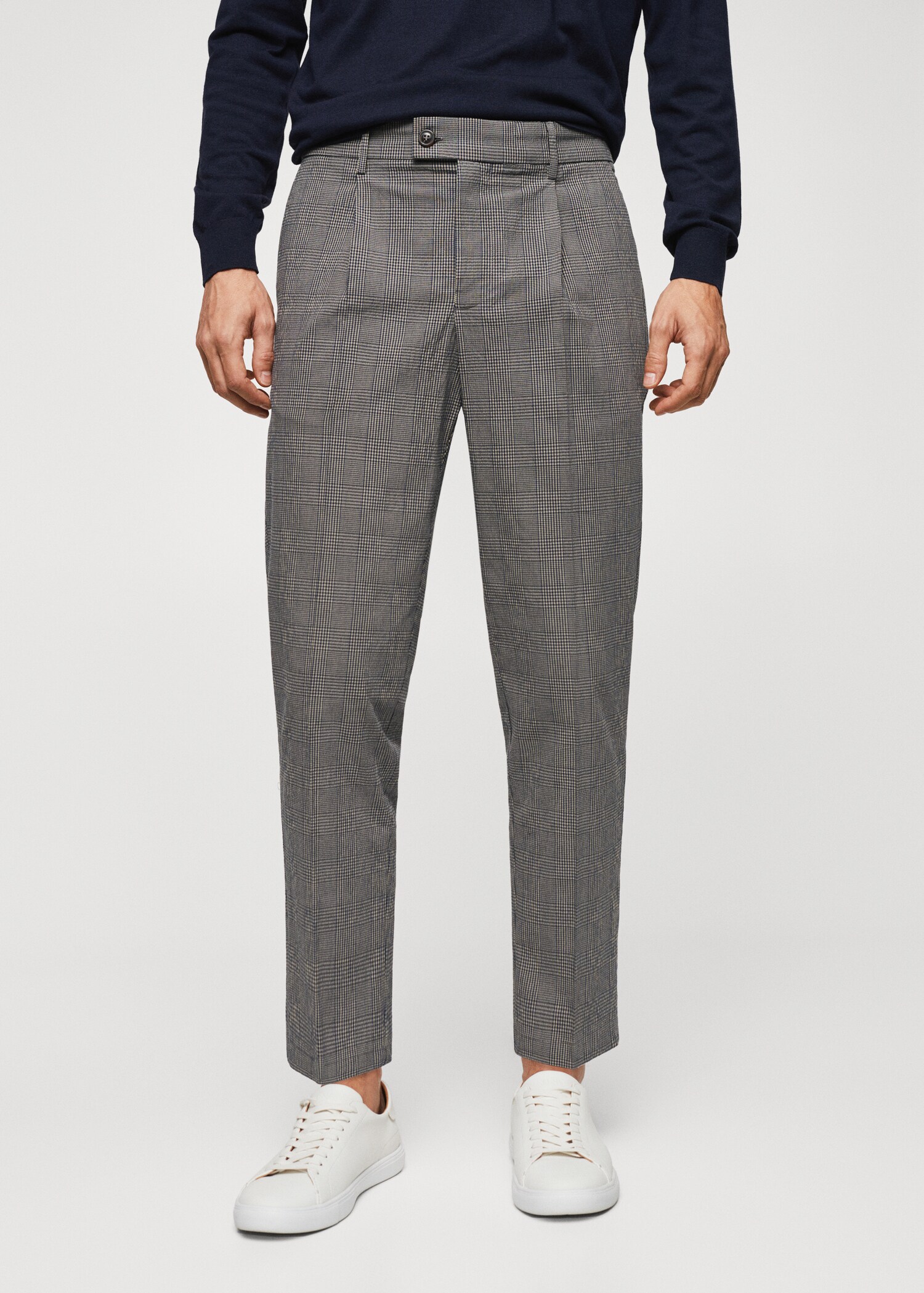 Pantalon à carreaux à pinces - Plan moyen