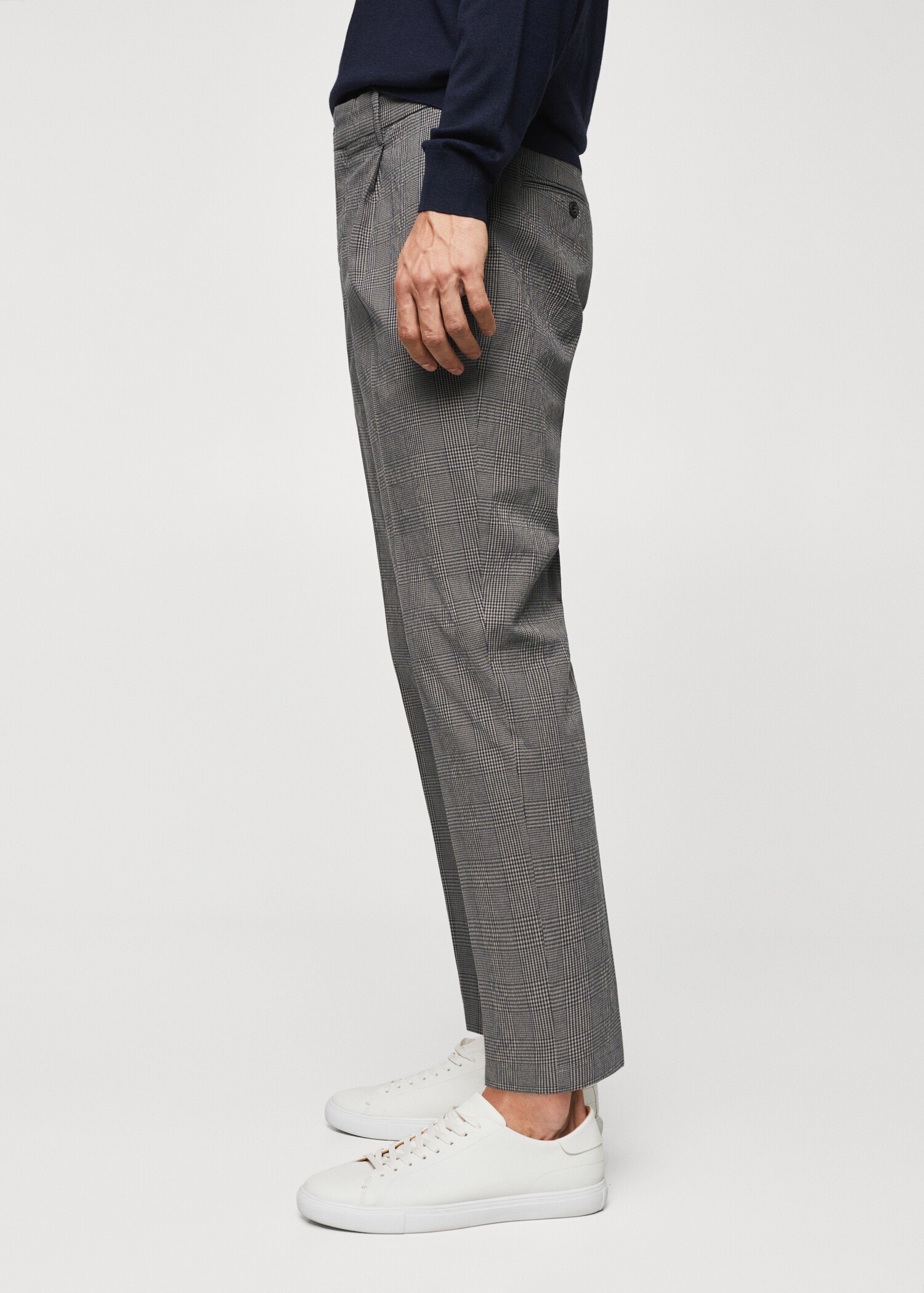 Pantalon à carreaux à pinces - Détail de l'article 4