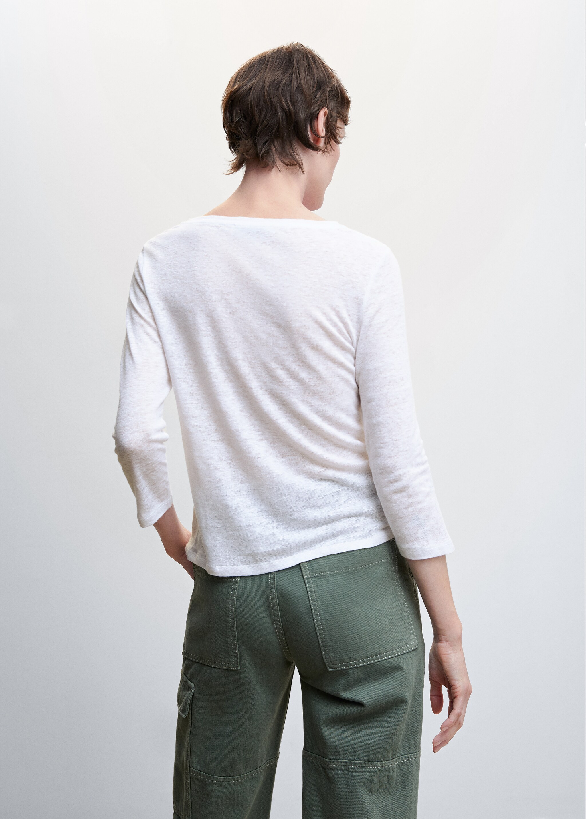 Long-sleeved linen T-shirt - Reverse of the article