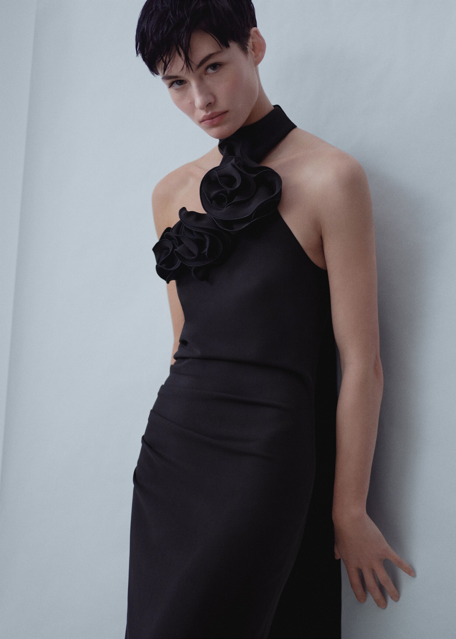 Maxi flower dress with opening - Details of the article 4