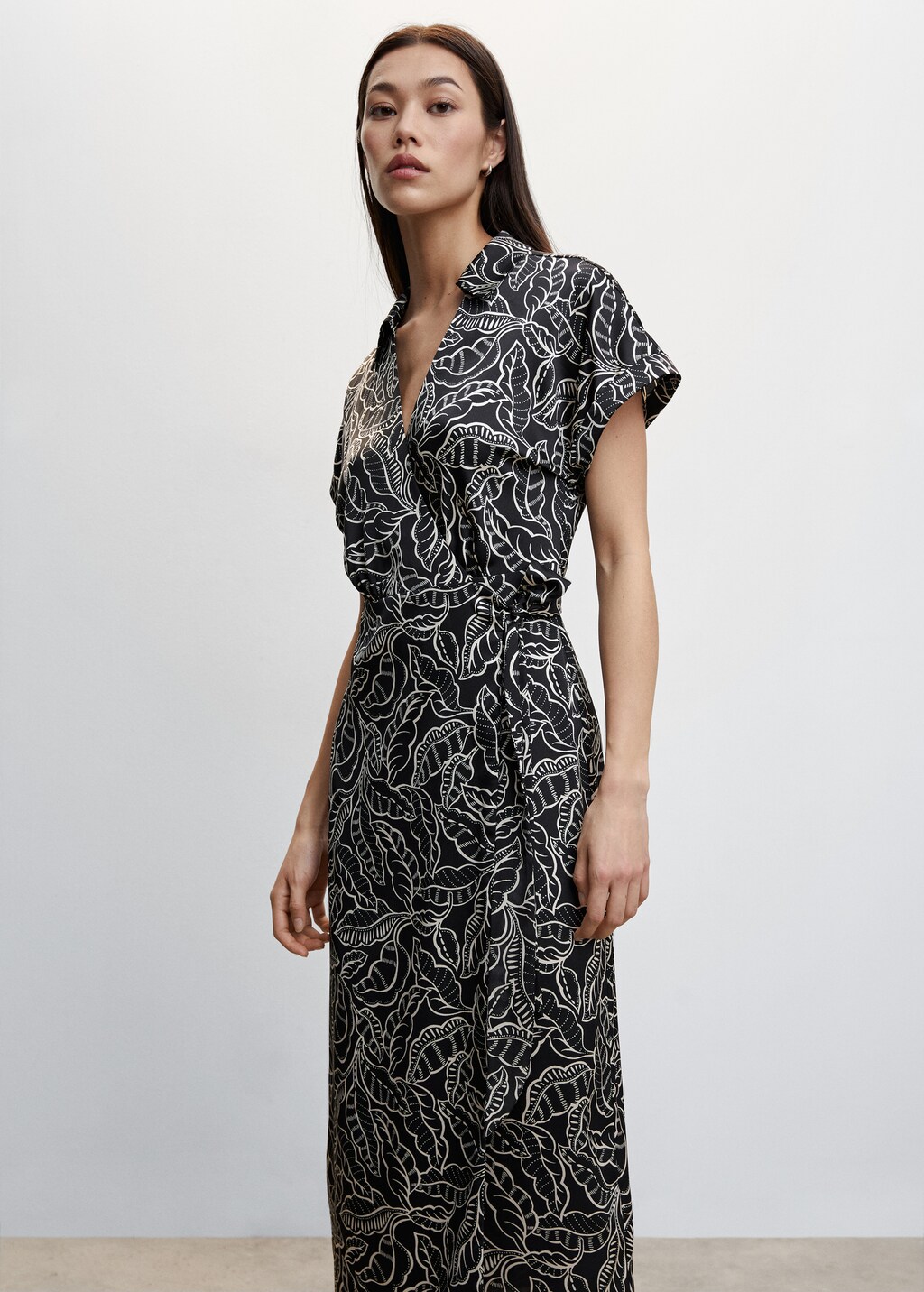 Print wrap dress