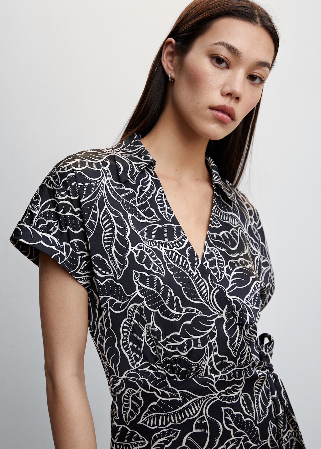 Print wrap dress - image 4