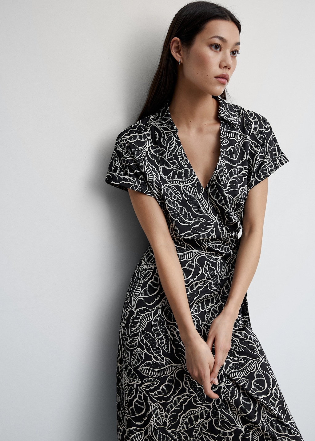 Print wrap dress