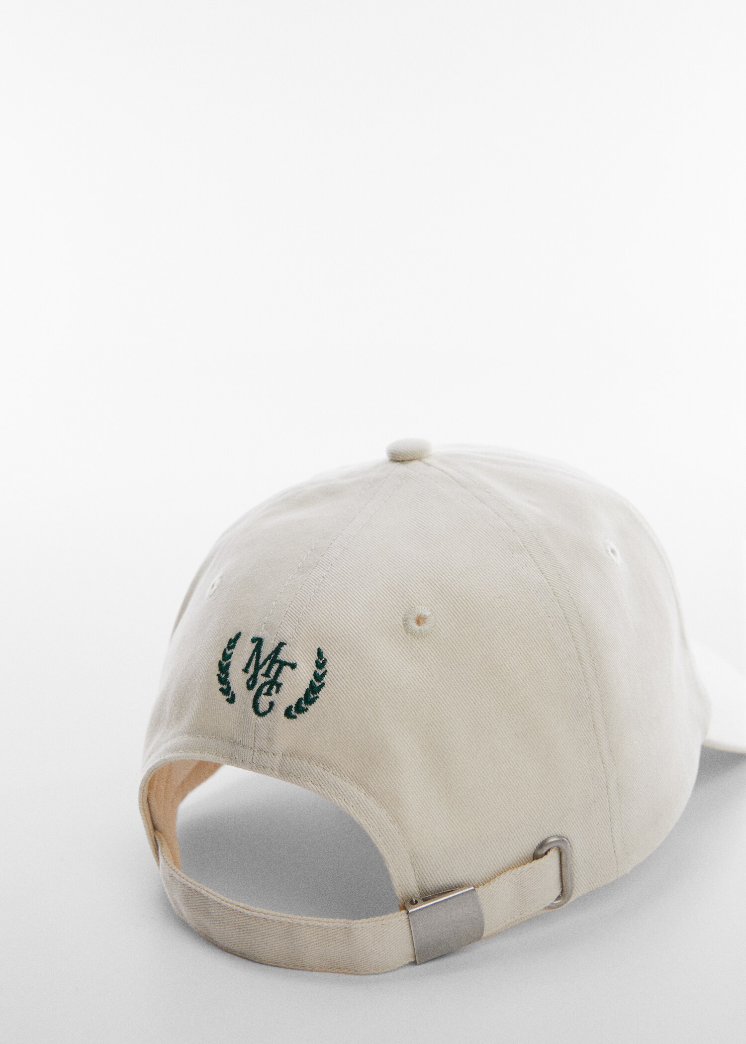 Embroidered detail cap - Details of the article 1