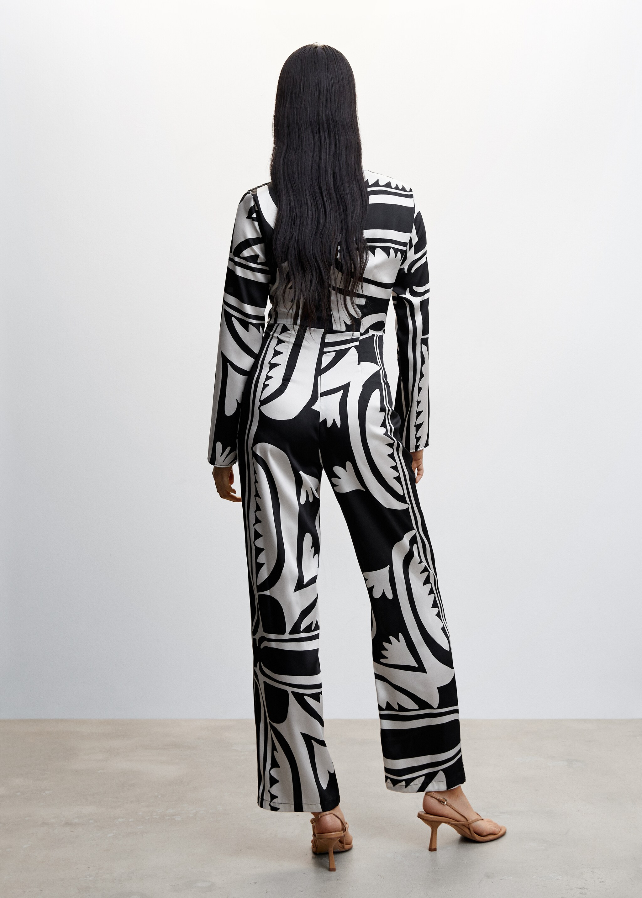 Buckle print jumpsuit - Reverse of the article