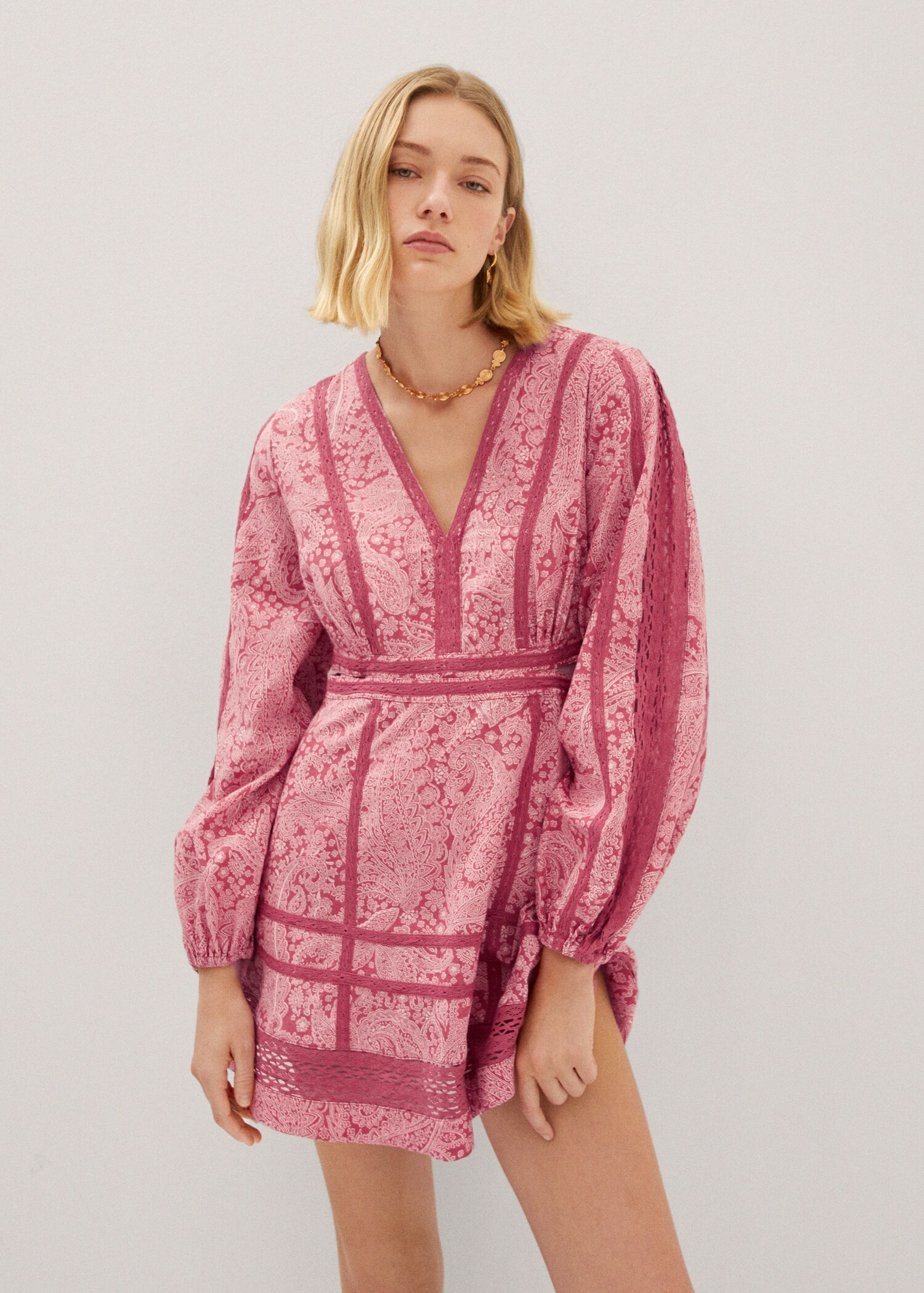 Paisley dress with openings - Medium plane