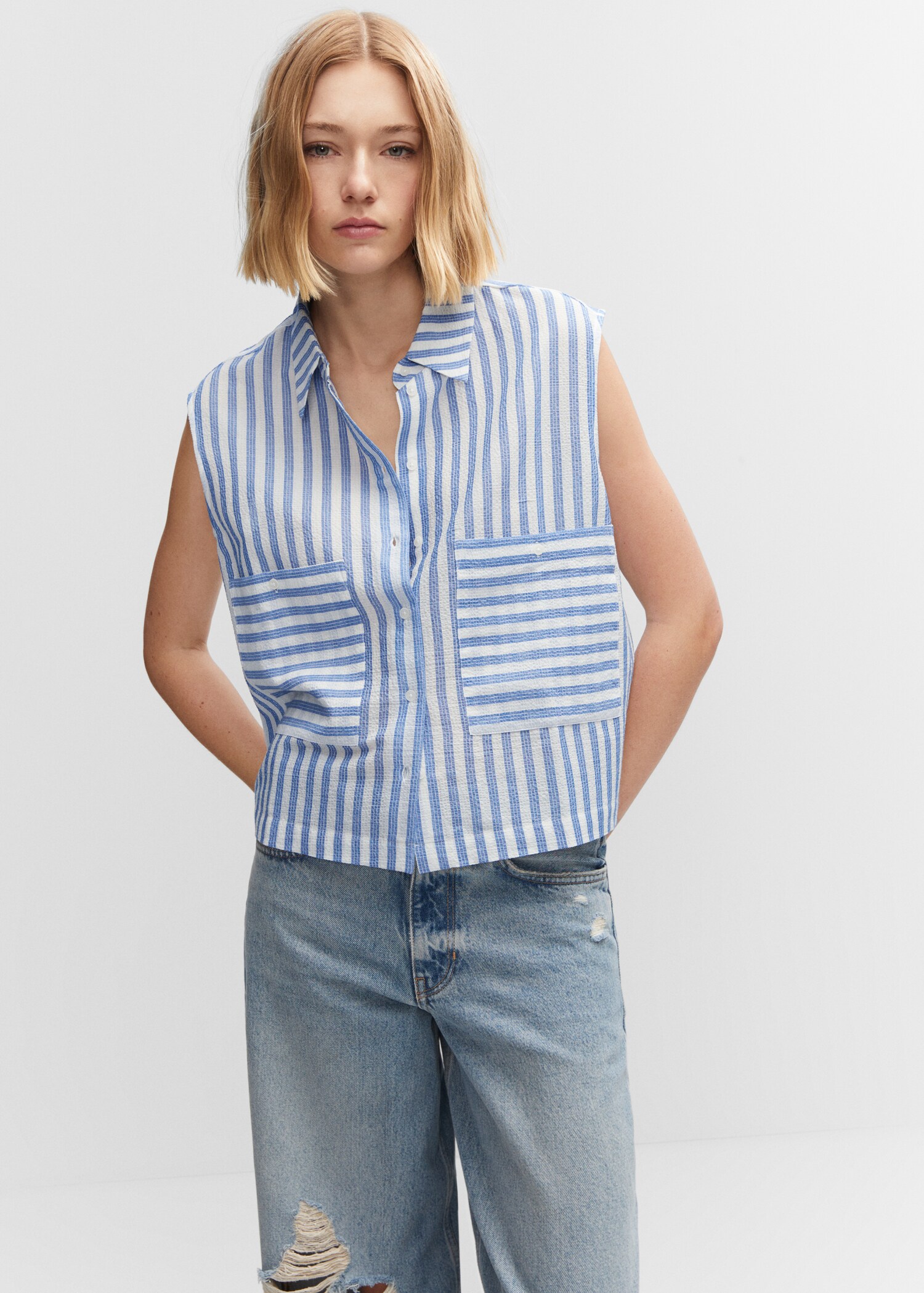 Sleeveless printed shirt - Medium plane