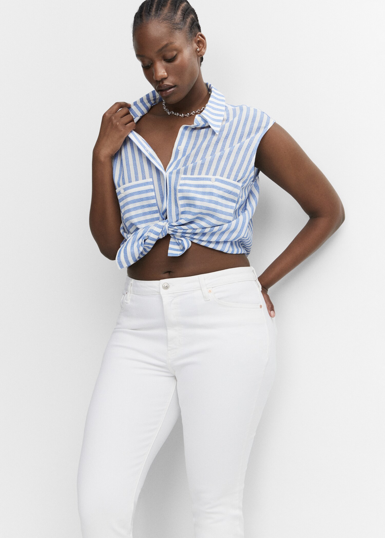 Sleeveless printed shirt - Details of the article 5