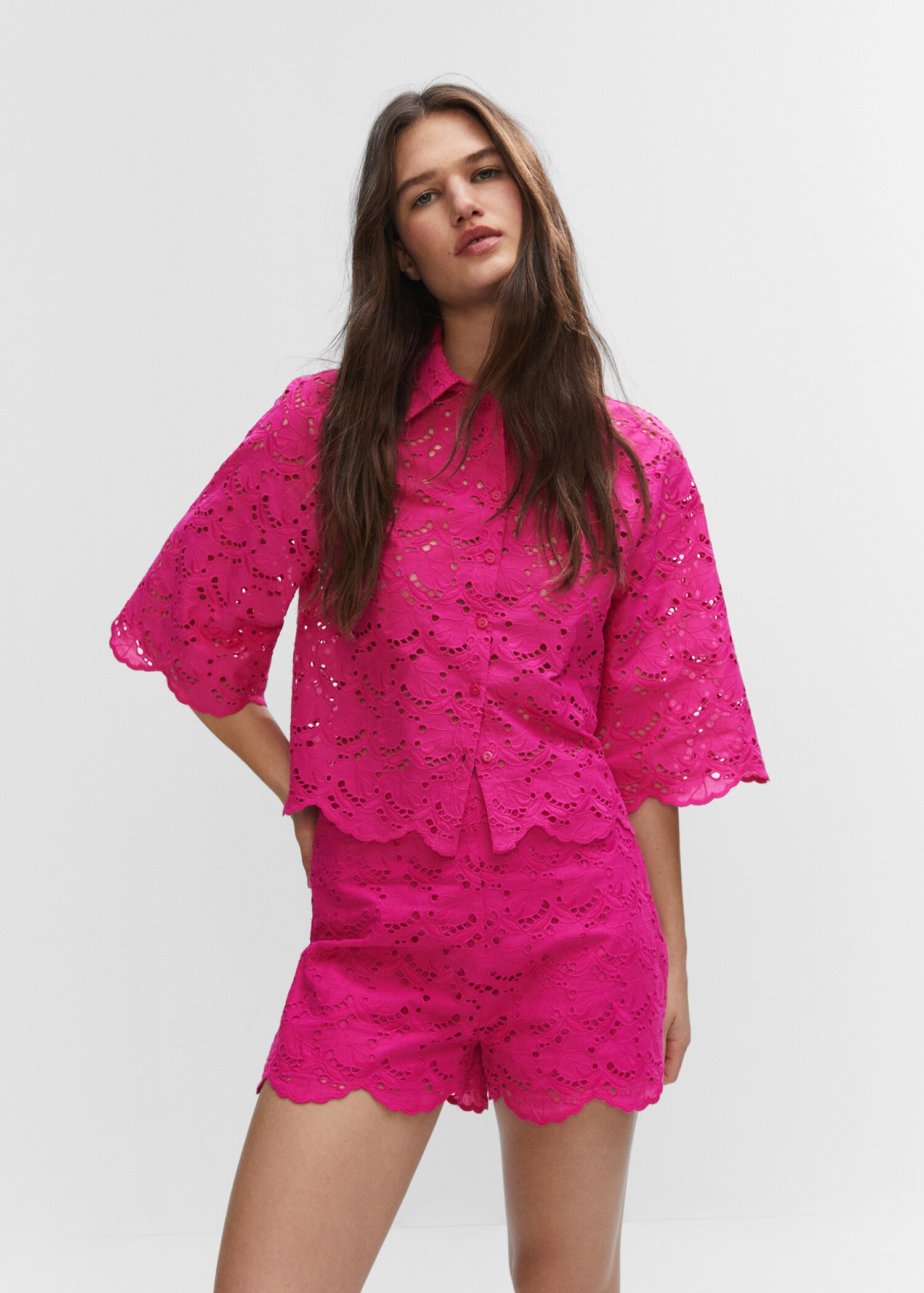 Camisa calados bordados - Plano medio