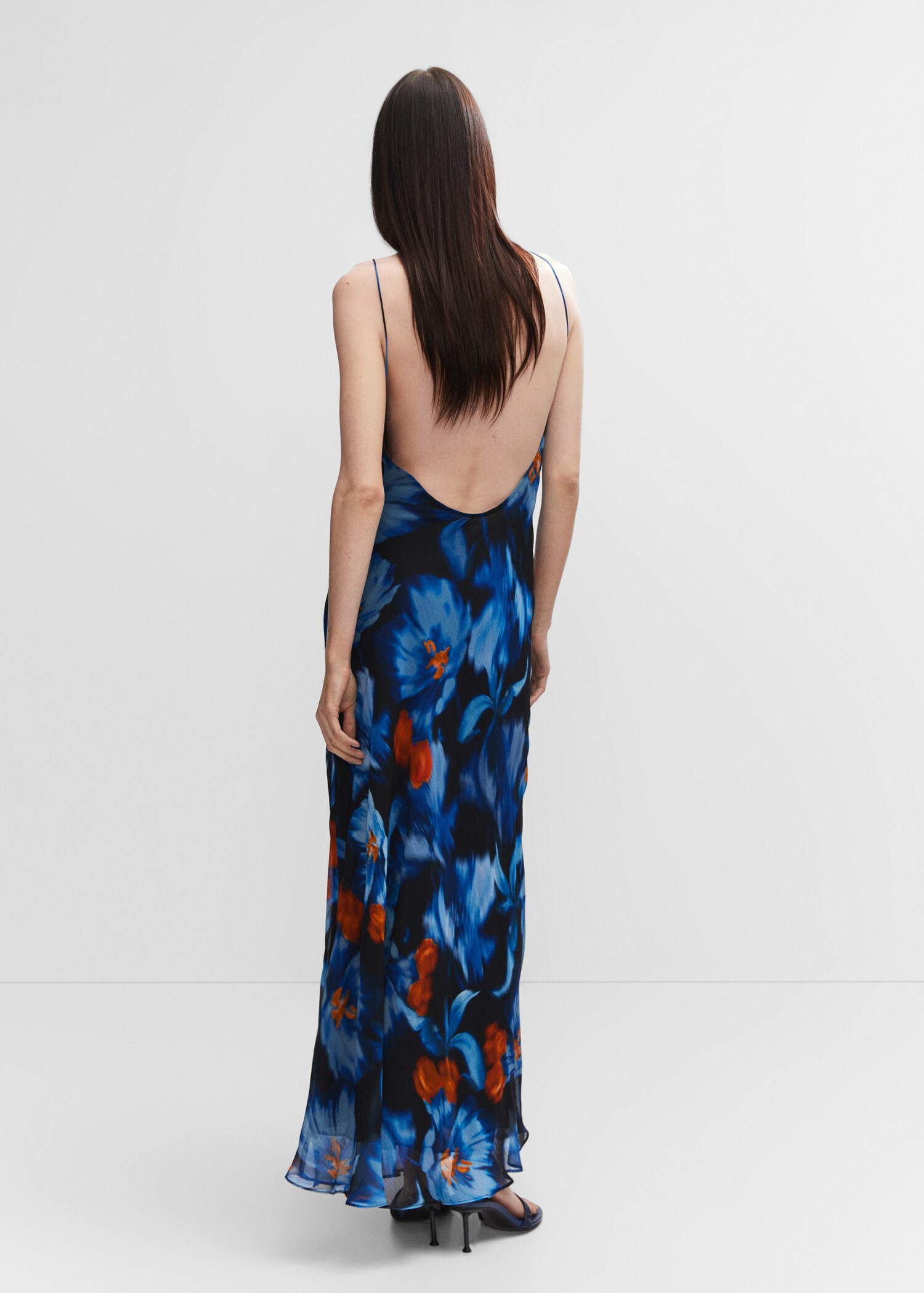 Vestido de gaze às flores - Verso do artigo