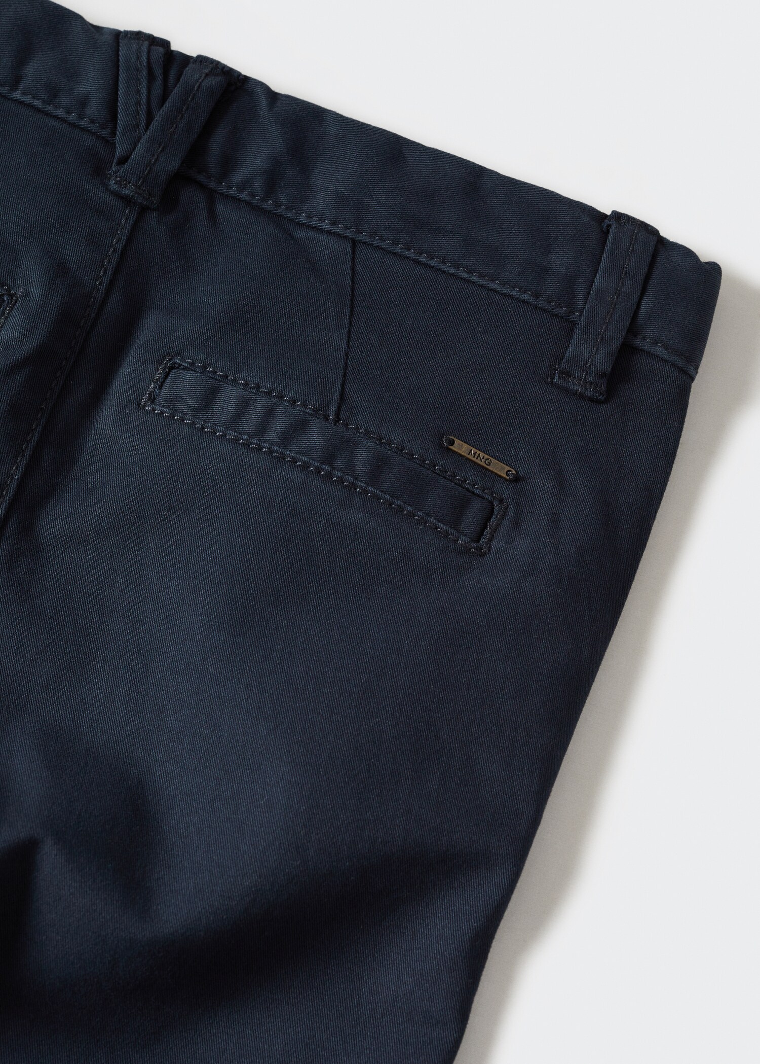Cotton chinos - Details of the article 0