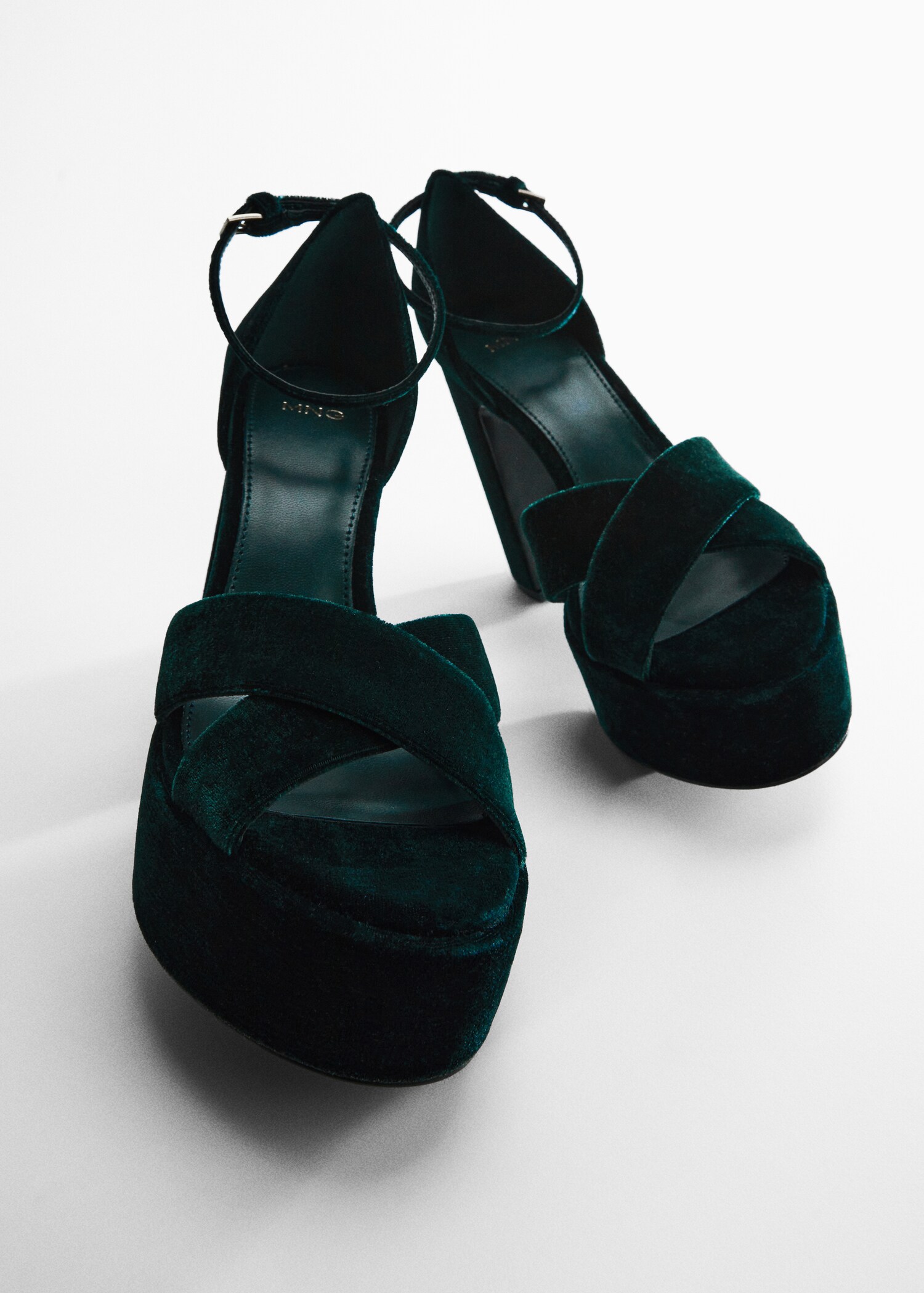 Velvet heel sandals - Details of the article 5