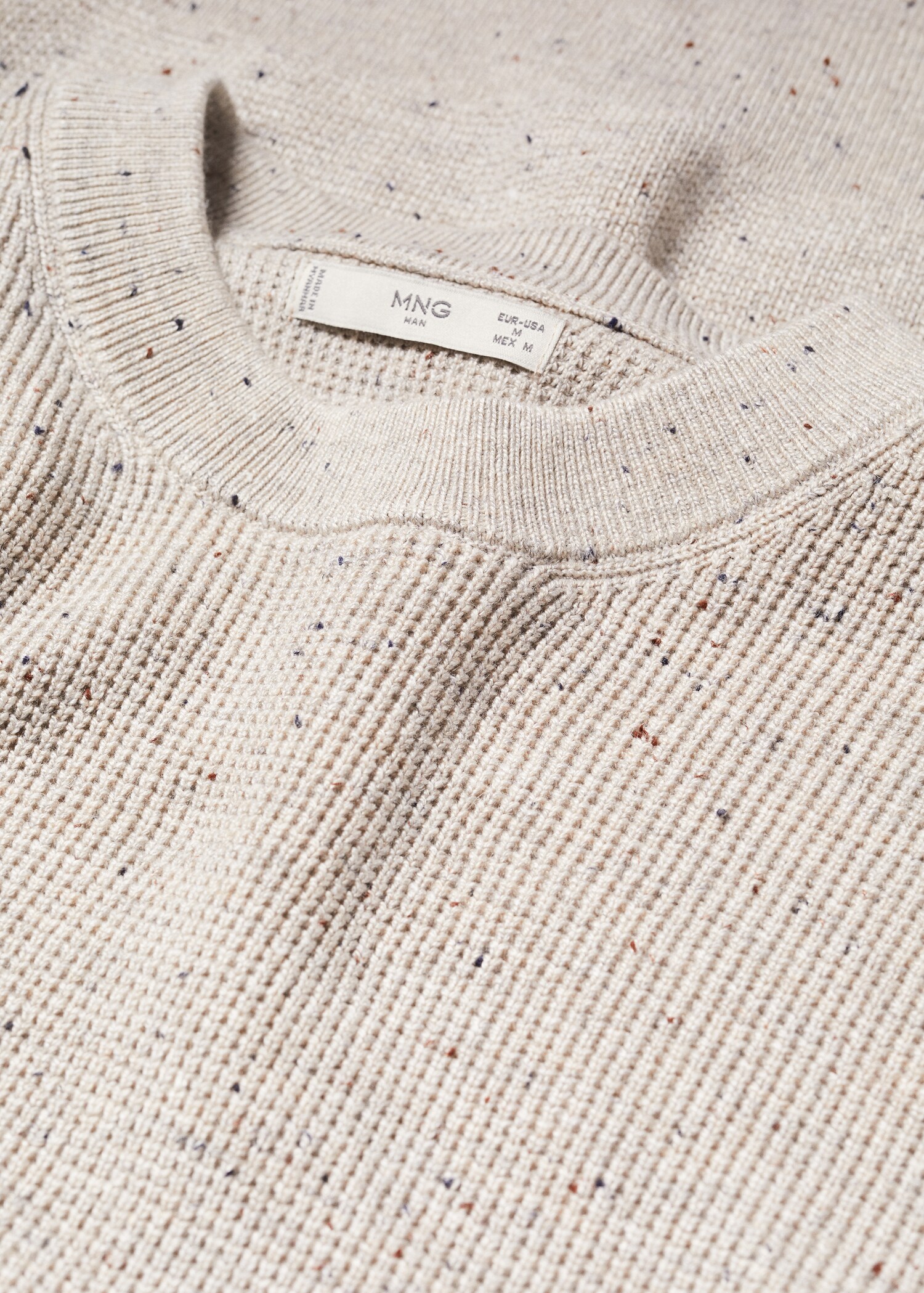 Structured flecked sweater - Details of the article 8